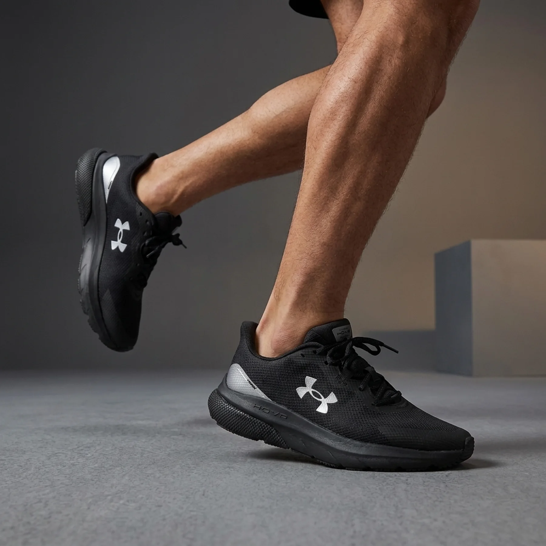 Кросівки чоловічі Under Armour Hovr Turbulence 2 (3028751-001)