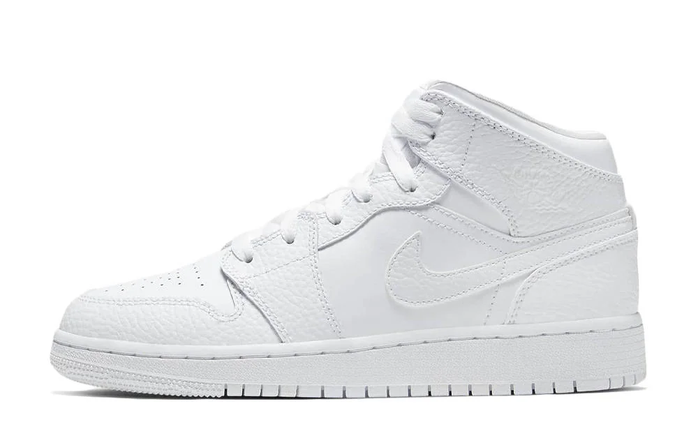 Кросівки дитячі Air Jordan 1 Mid GS 'Triple White Tumbled Leather' 2050