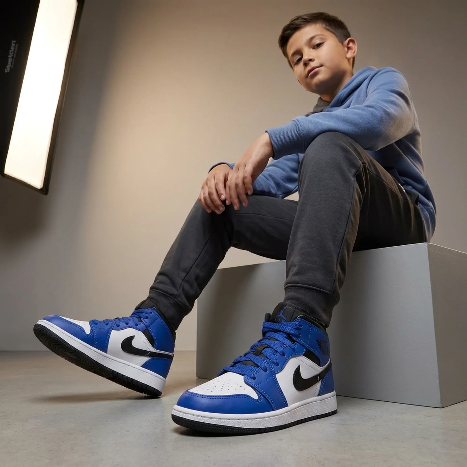 Кросівки дитячі Jordan 1 Mid (Gs) Blue/White (DQ8423-402)