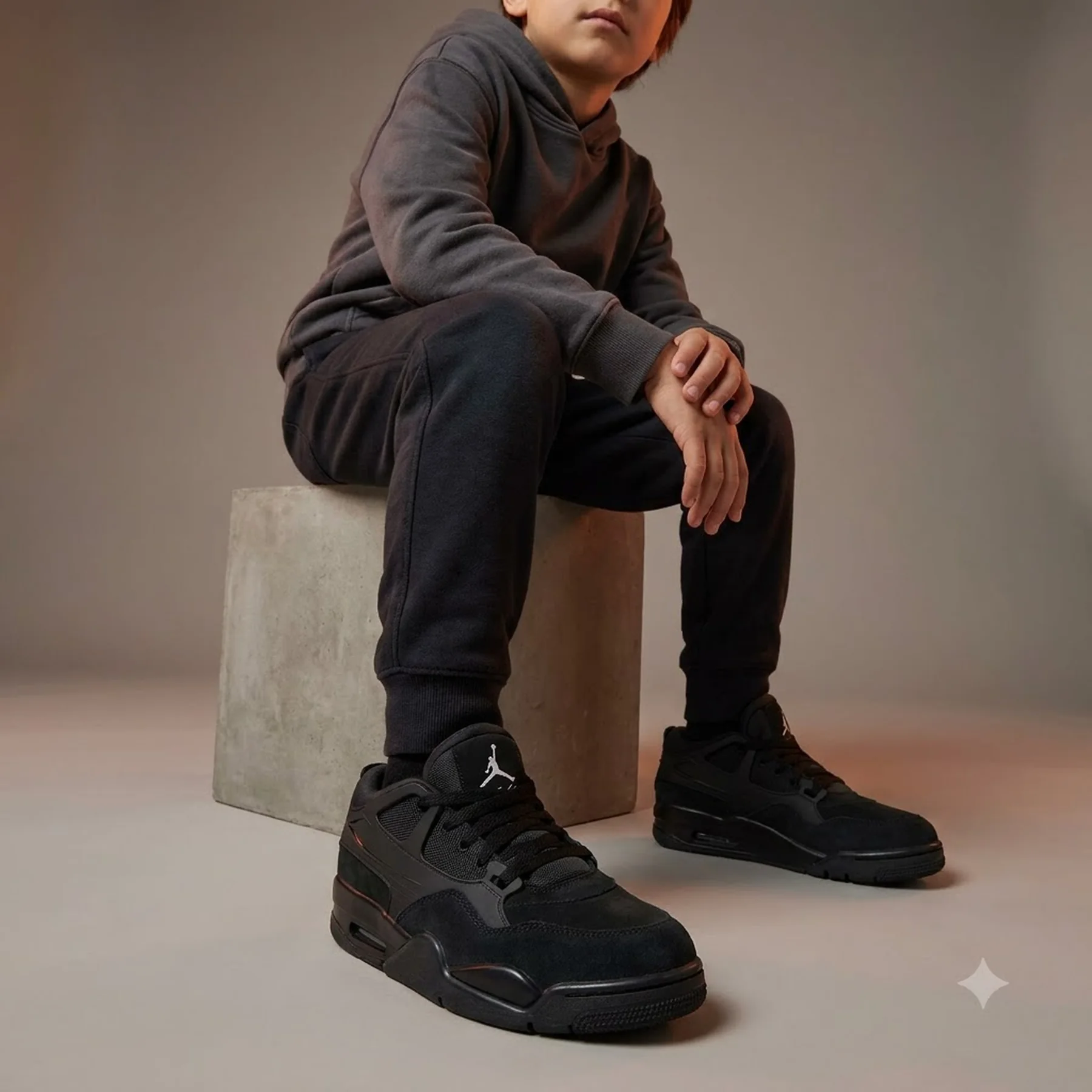 Кросівки дитячі Jordan Air 4 Rm Black (FQ7938-004)