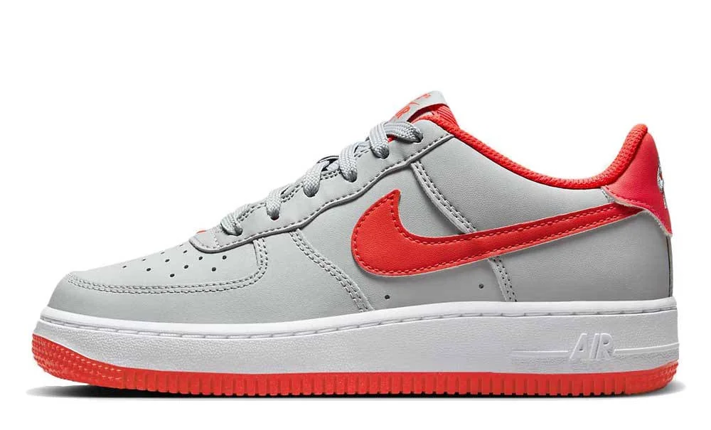 Кросівки дитячі Nike Air Force 1 GS 'Light Smoke Bright Crimson'