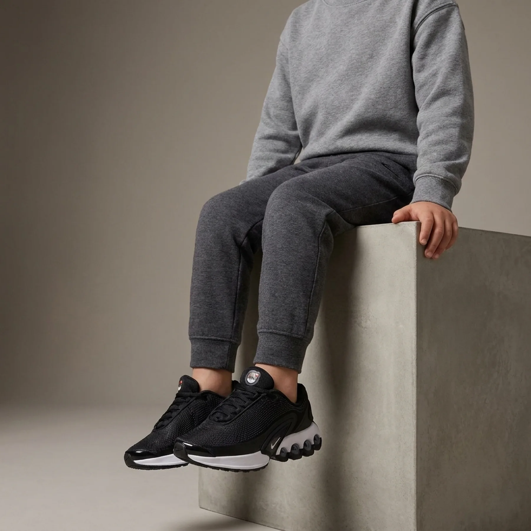 Кросівки дитячі Nike Air Max Dn Black (IH7672-004)