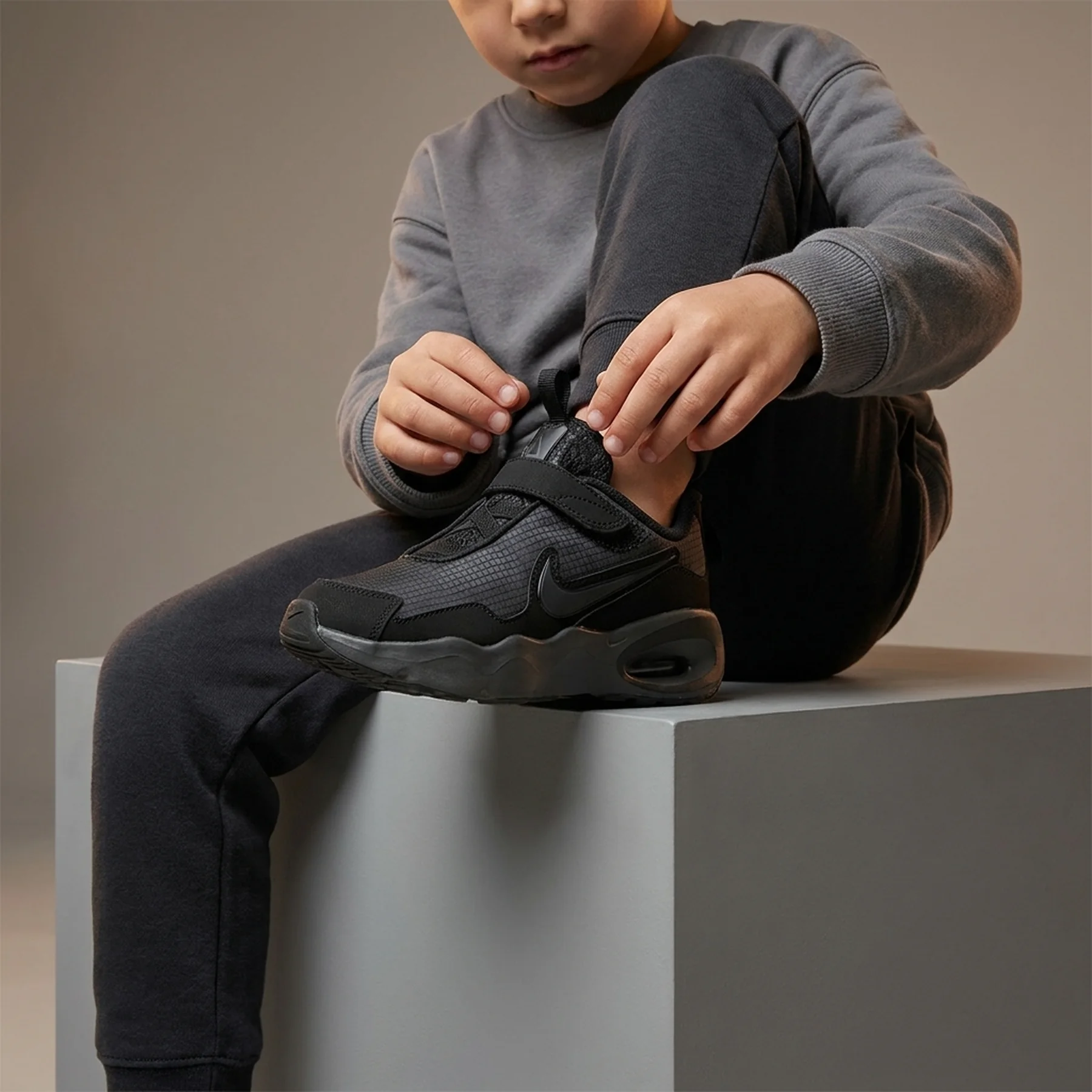 Кросівки дитячі Nike Air Max Nova (FN4459-002)