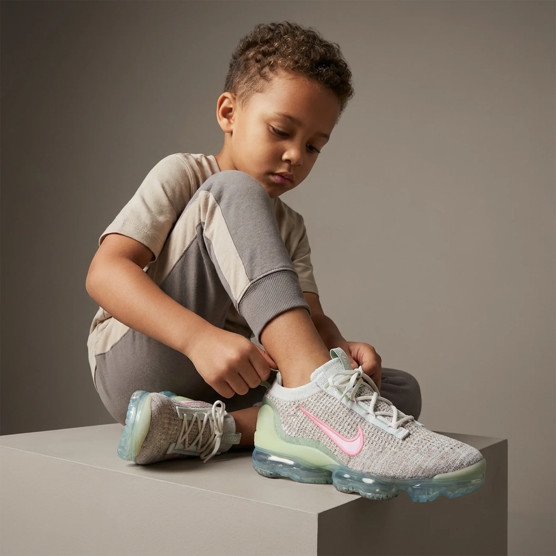Кросівки дитячі Nike Air Vapormax 2021 Beige (DB1550-103)