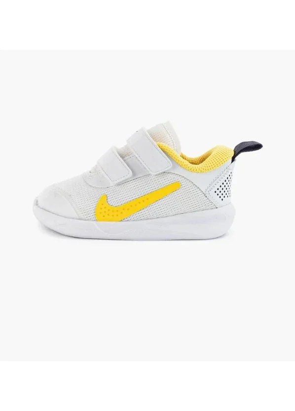 Кросівки дитячі Nike Baby Sneakers Omni Multi-Court (DM9028-102)