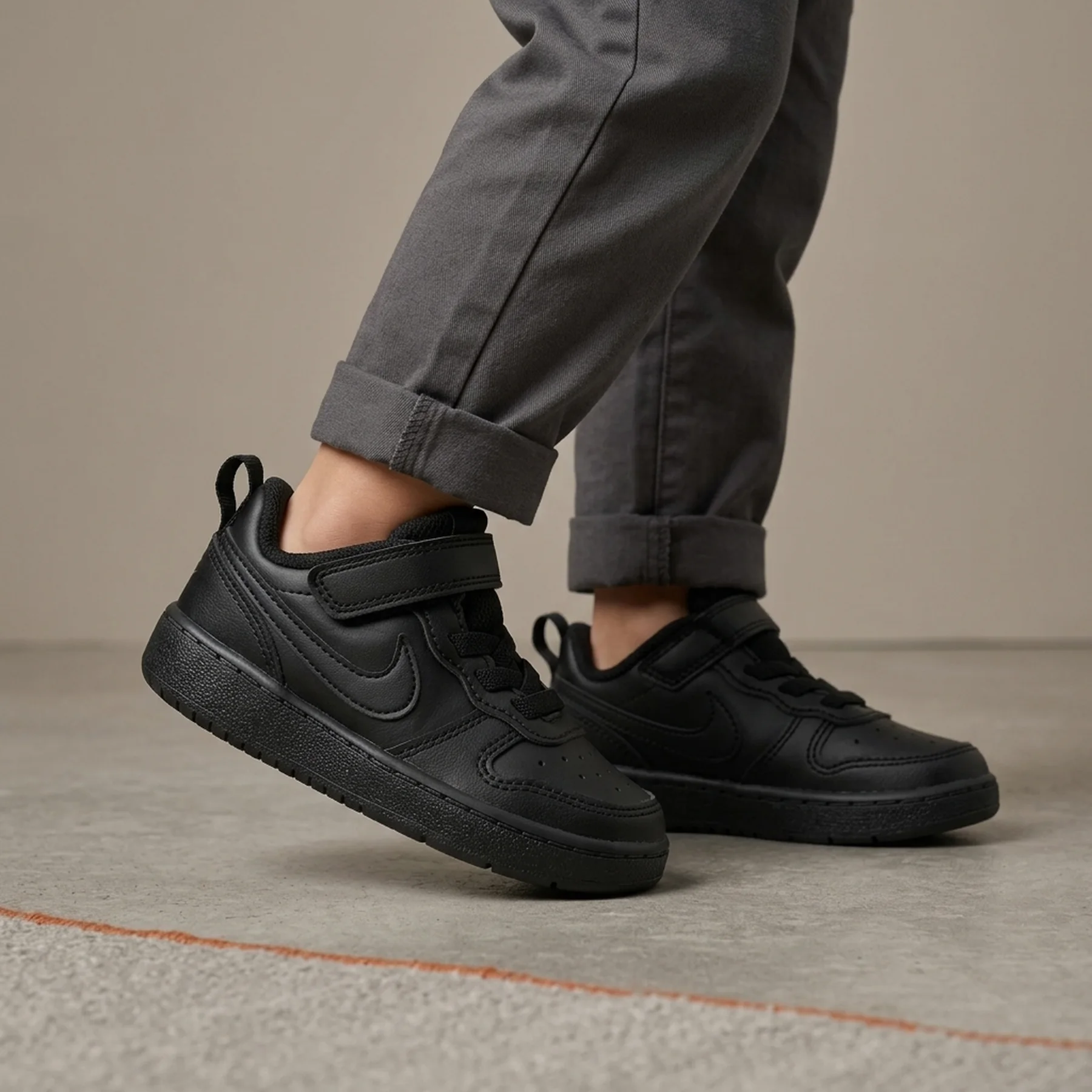 Кросівки дитячі Nike Court Bugh Low 2 (BQ5453-001)