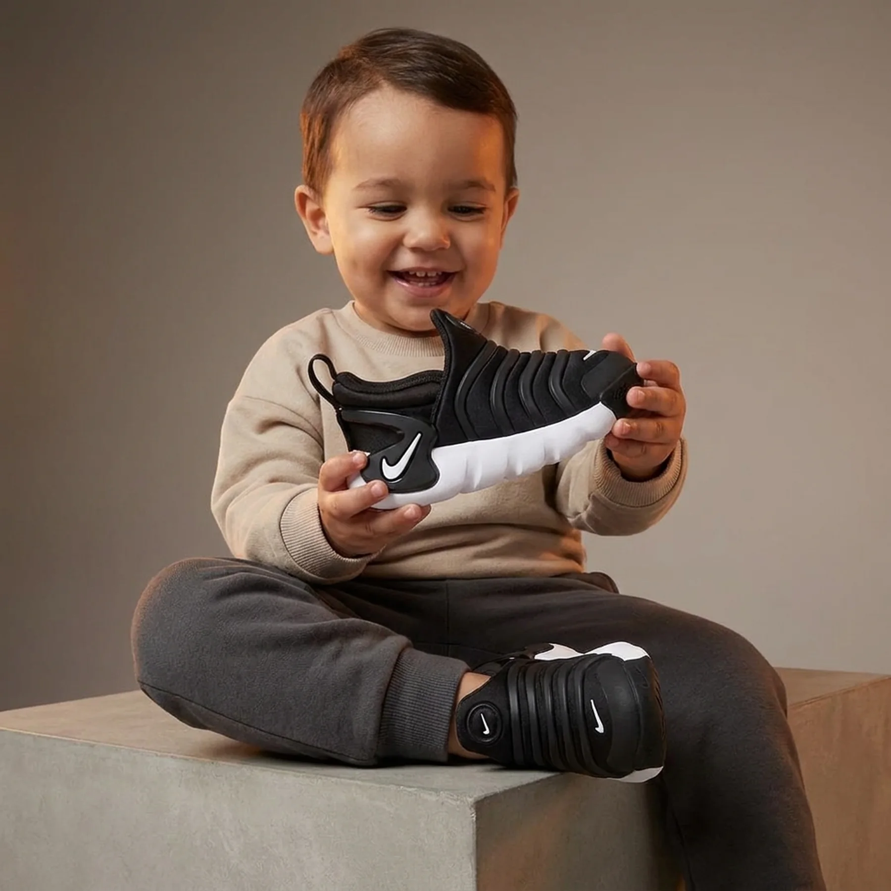 Кросівки дитячі Nike Dynamo Go (Td) (DH3438-001)