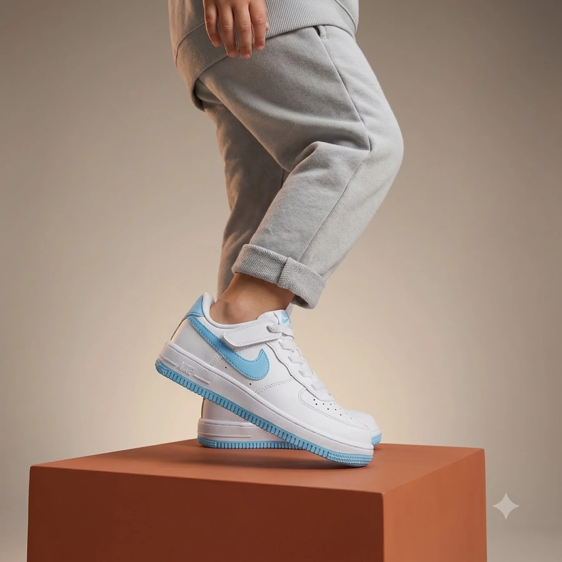 Кросівки дитячі Nike Force 1 Low Easyon (Ps) (FN0237-107)