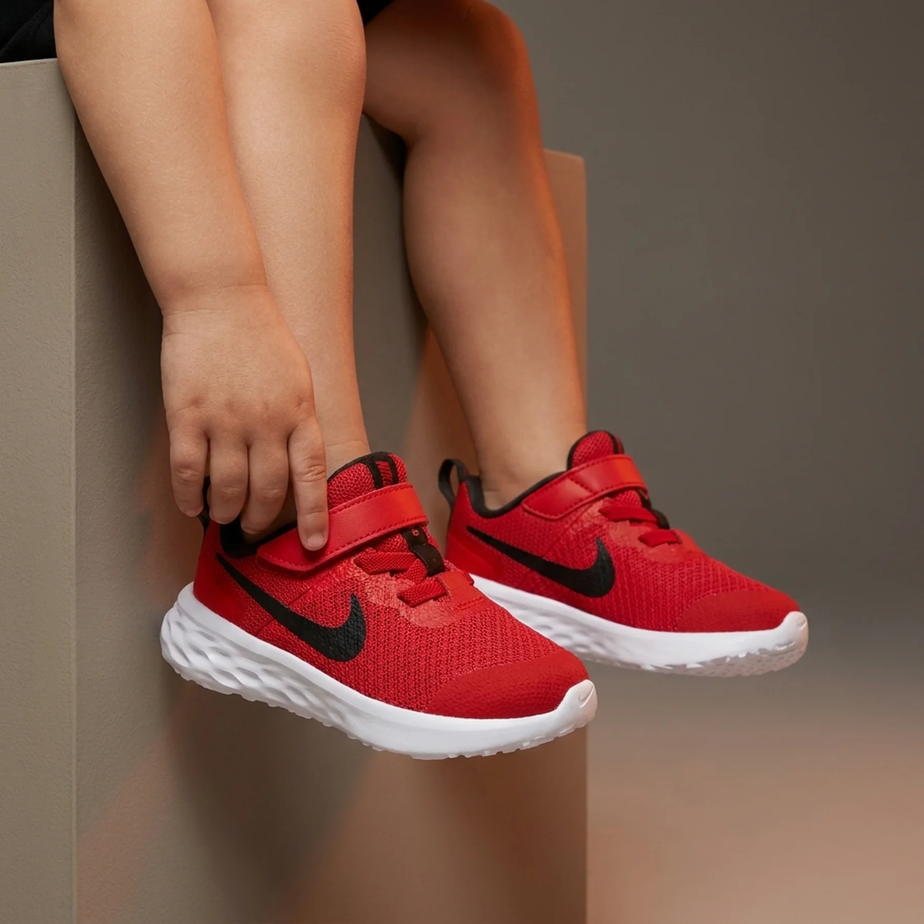 Кросівки дитячі Nike Revolution 6 (DD1094-607)
