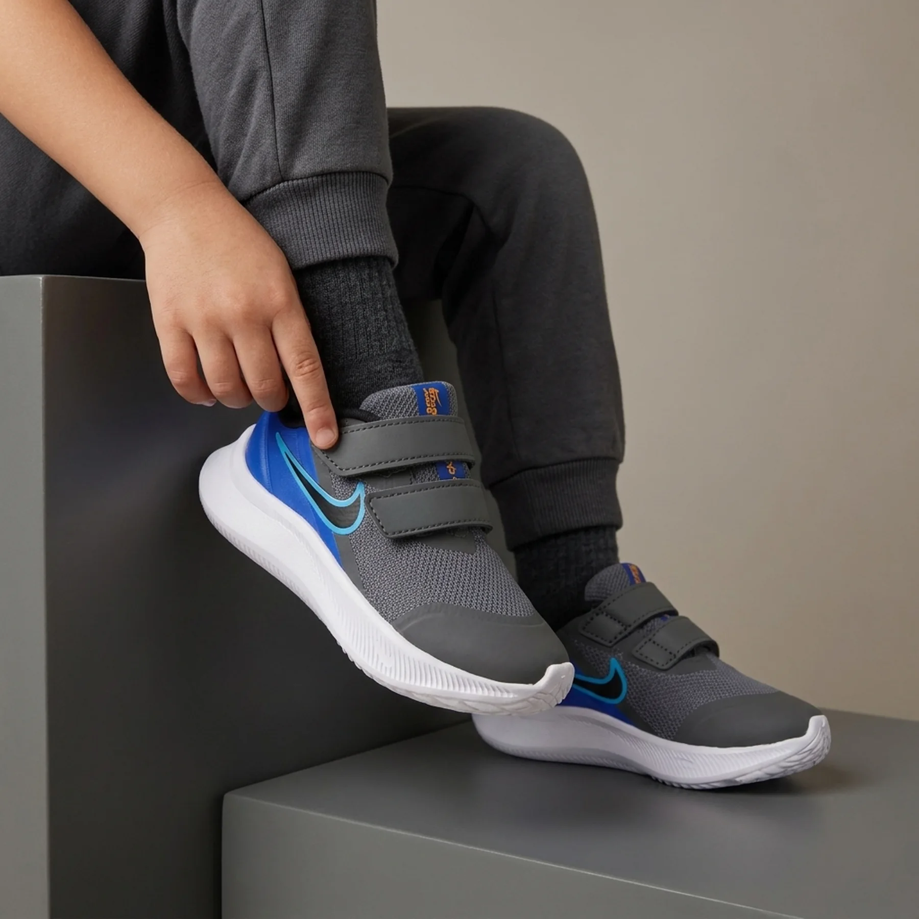 Кросівки дитячі Nike Star Runner 3 (DA2778-012)