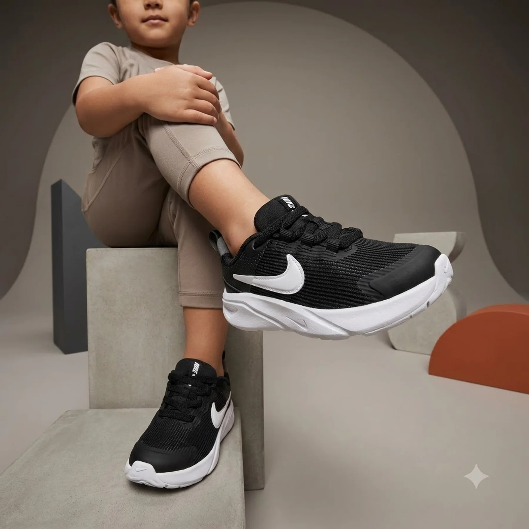 Кросівки дитячі Nike Star Runner 4 (DX7616-001)