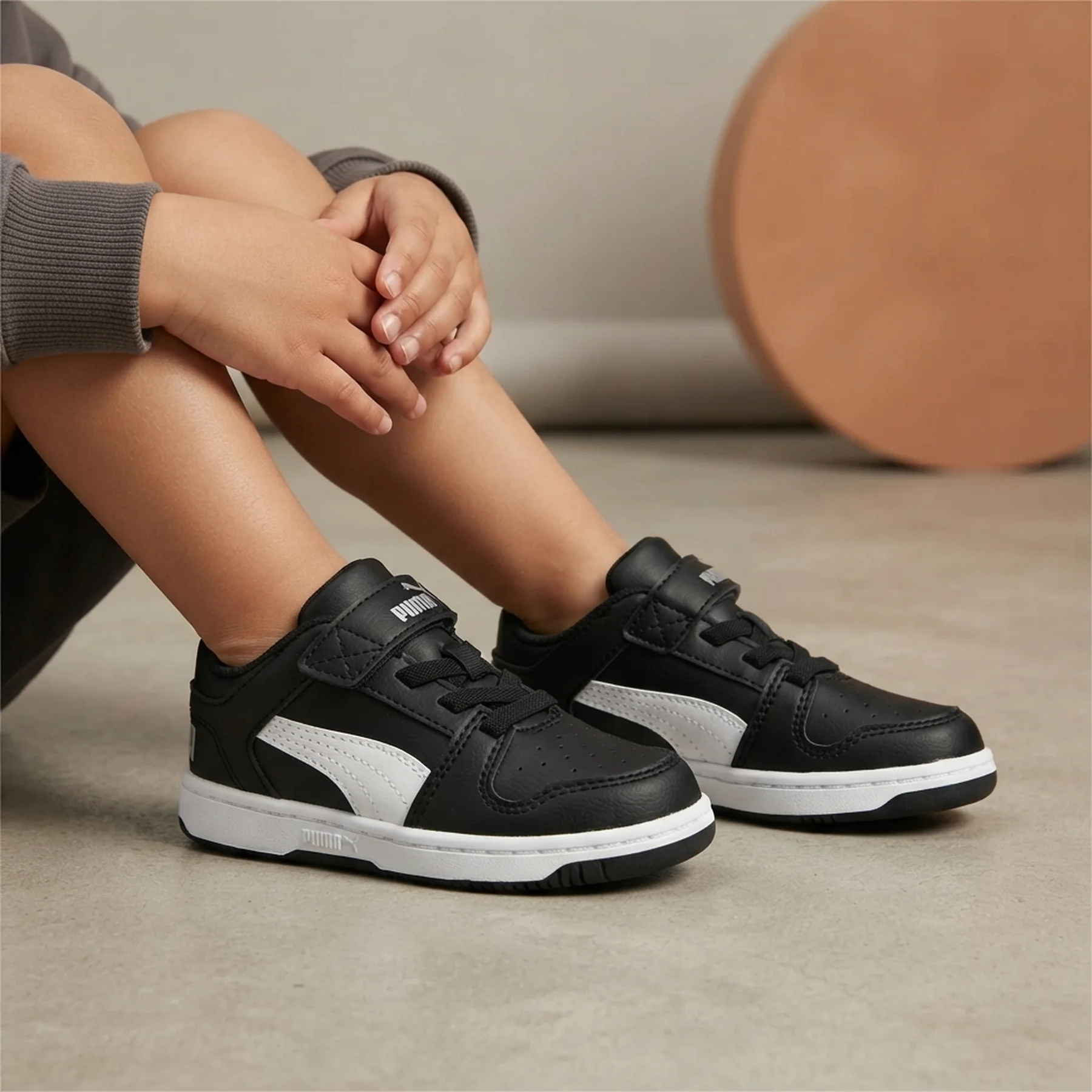 Кросівки дитячі Puma Rebound Layup Black (370493-02)