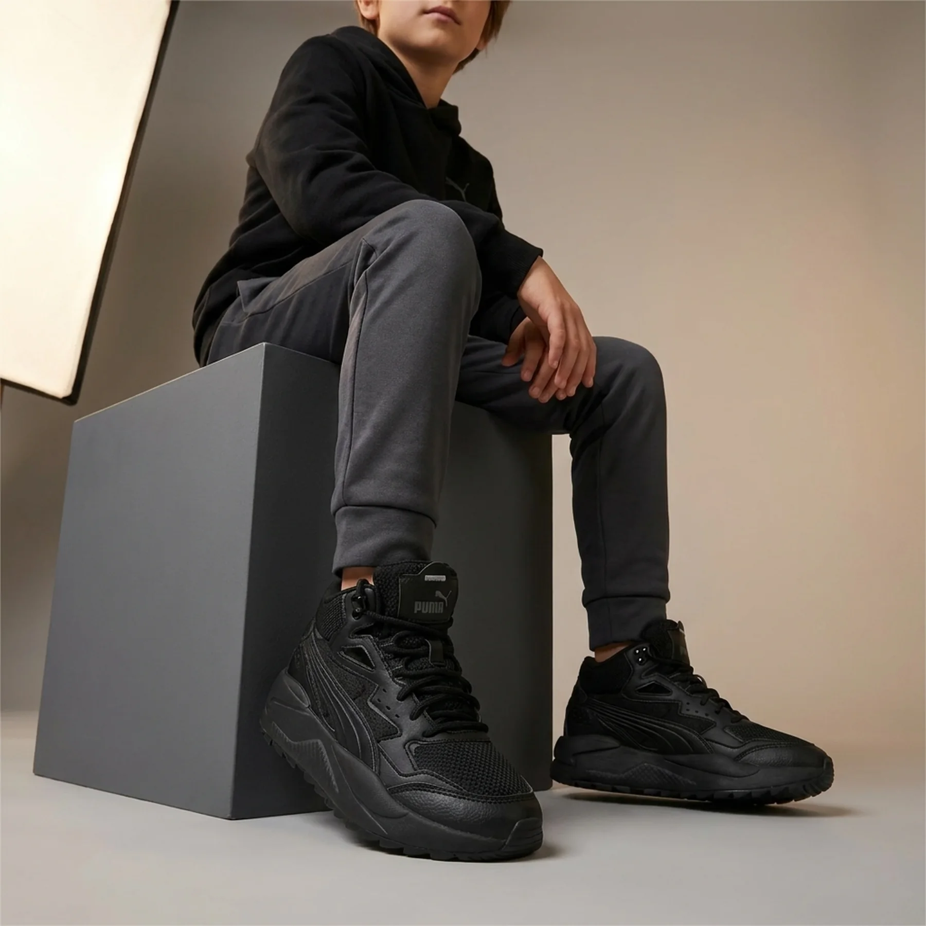 Кросівки дитячі Puma X-Ray Mid Wtr Jr Black