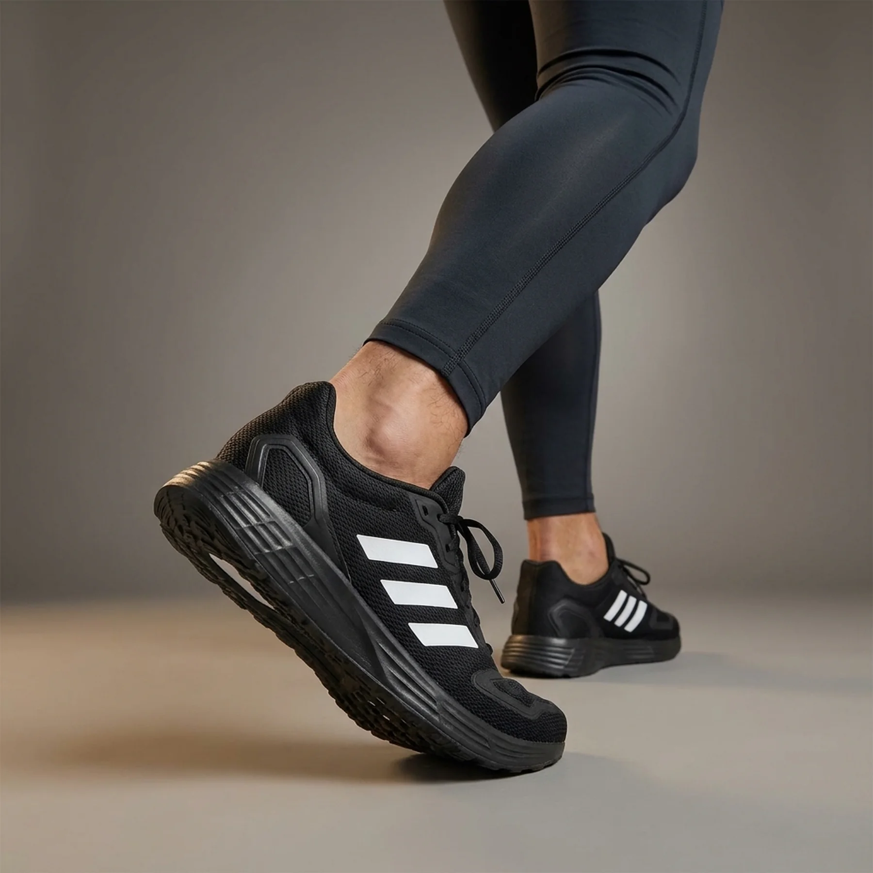 Кросівки для бігу чоловічі Adidas Duramo 10 (GW8336)
