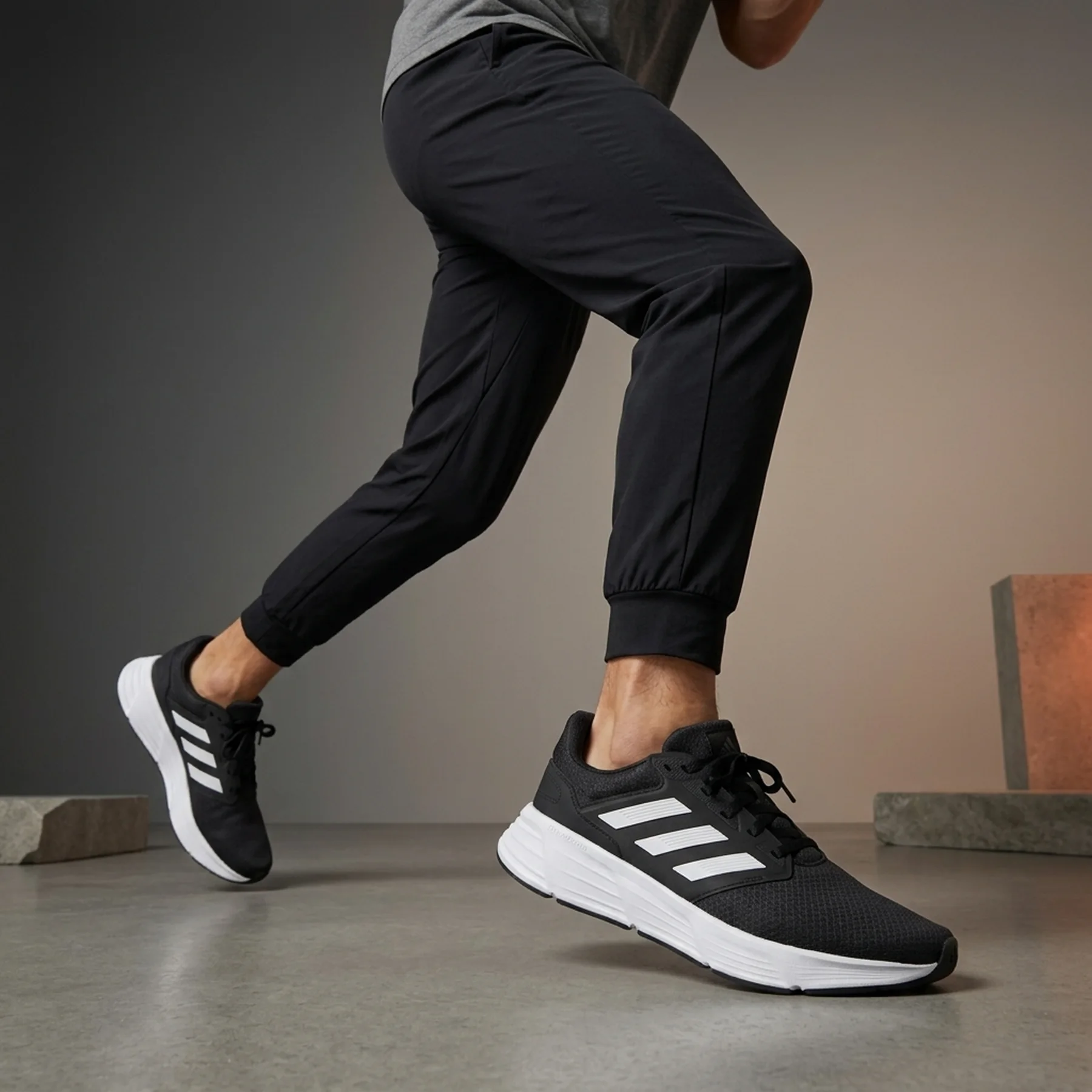 Кросівки для бігу чоловічі Adidas Galaxy 6 (GW3848)
