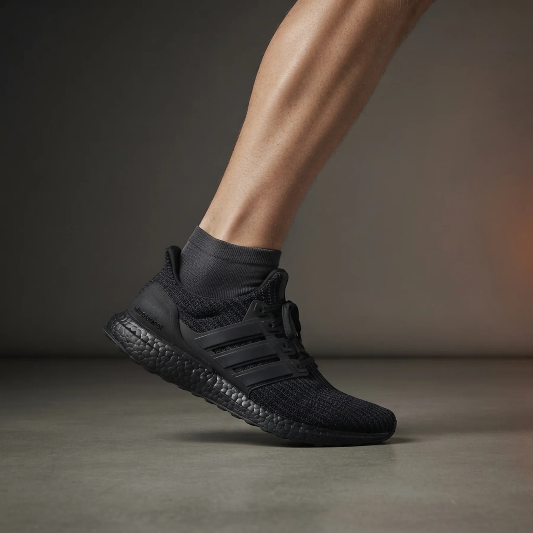 Кросівки для бігу чоловічі Adidas Ultraboost 4.0 Dna (GW2289)