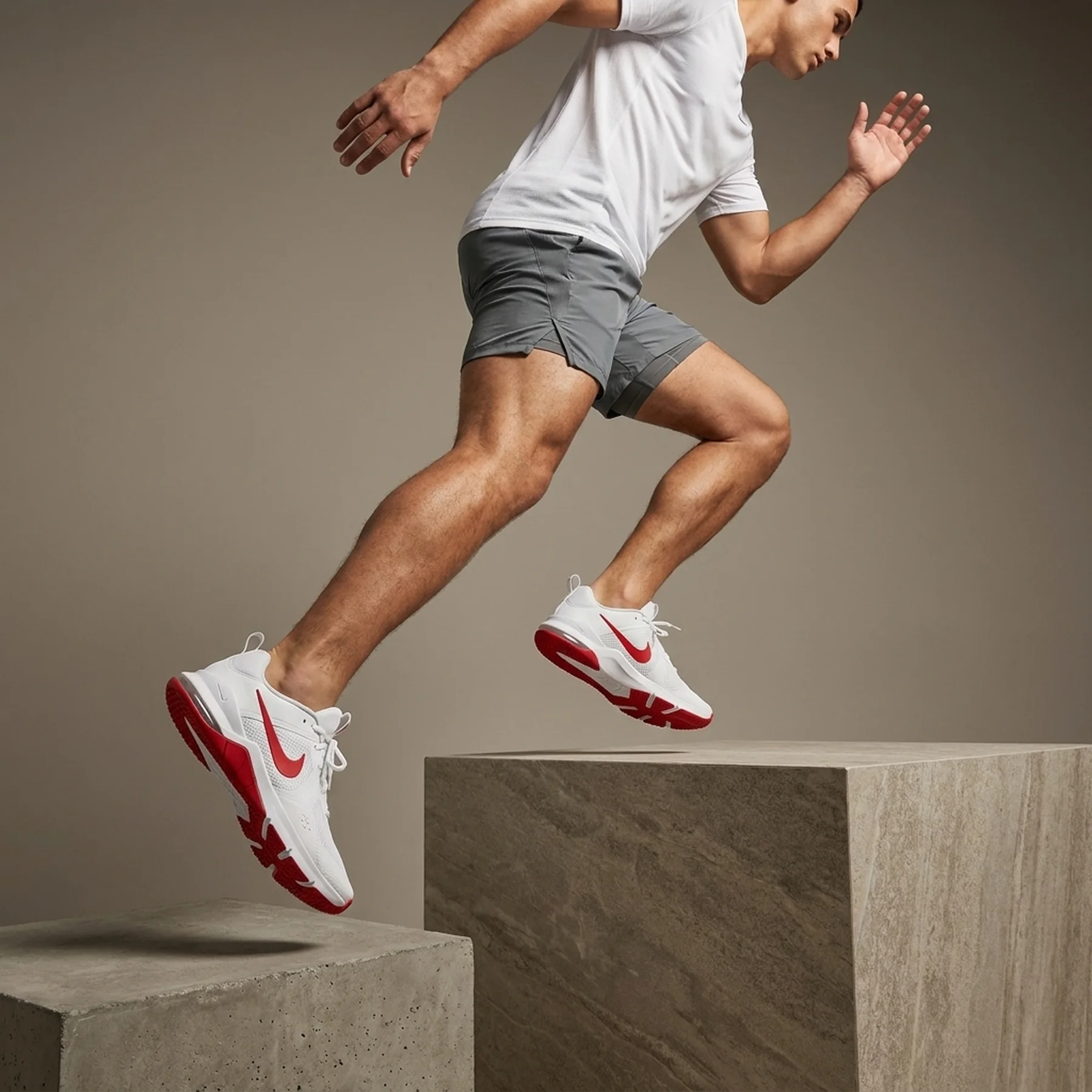 Кросівки для бігу чоловічі Nike Mc Trainer 2 Workout Shoes (DM0823-101)