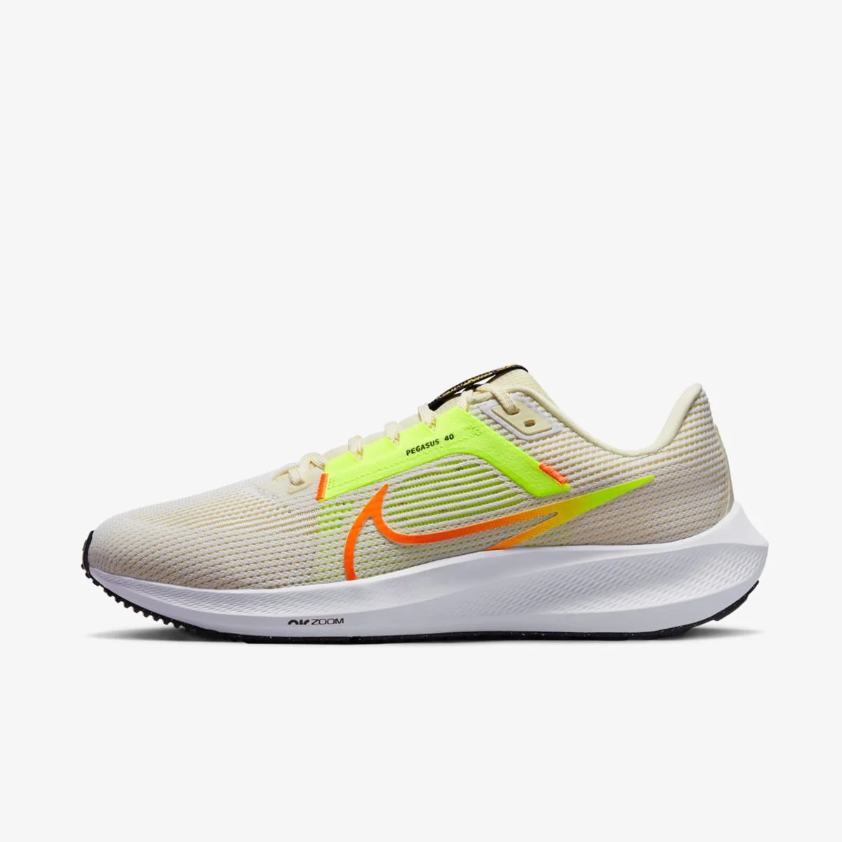 Кросівки для бігу чоловічі Nike Pegasus 40 (DV3853-101)