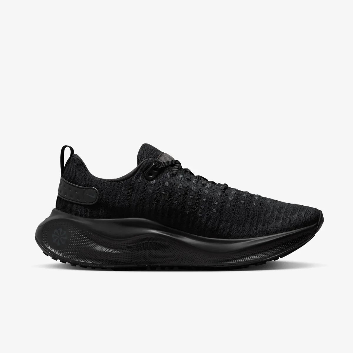 Кросівки для бігу чоловічі Nike Road Running Shoes (DR2665-004)