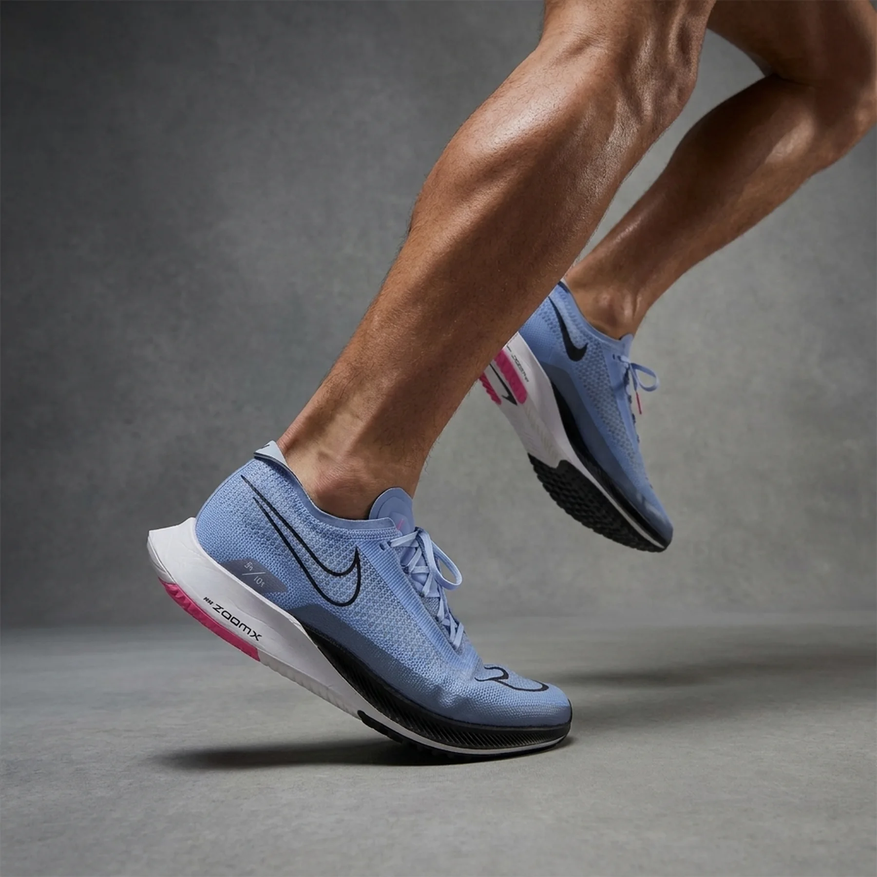 Кросівки для бігу чоловічі Nike Zoomx Streakfly (DJ6566-400)