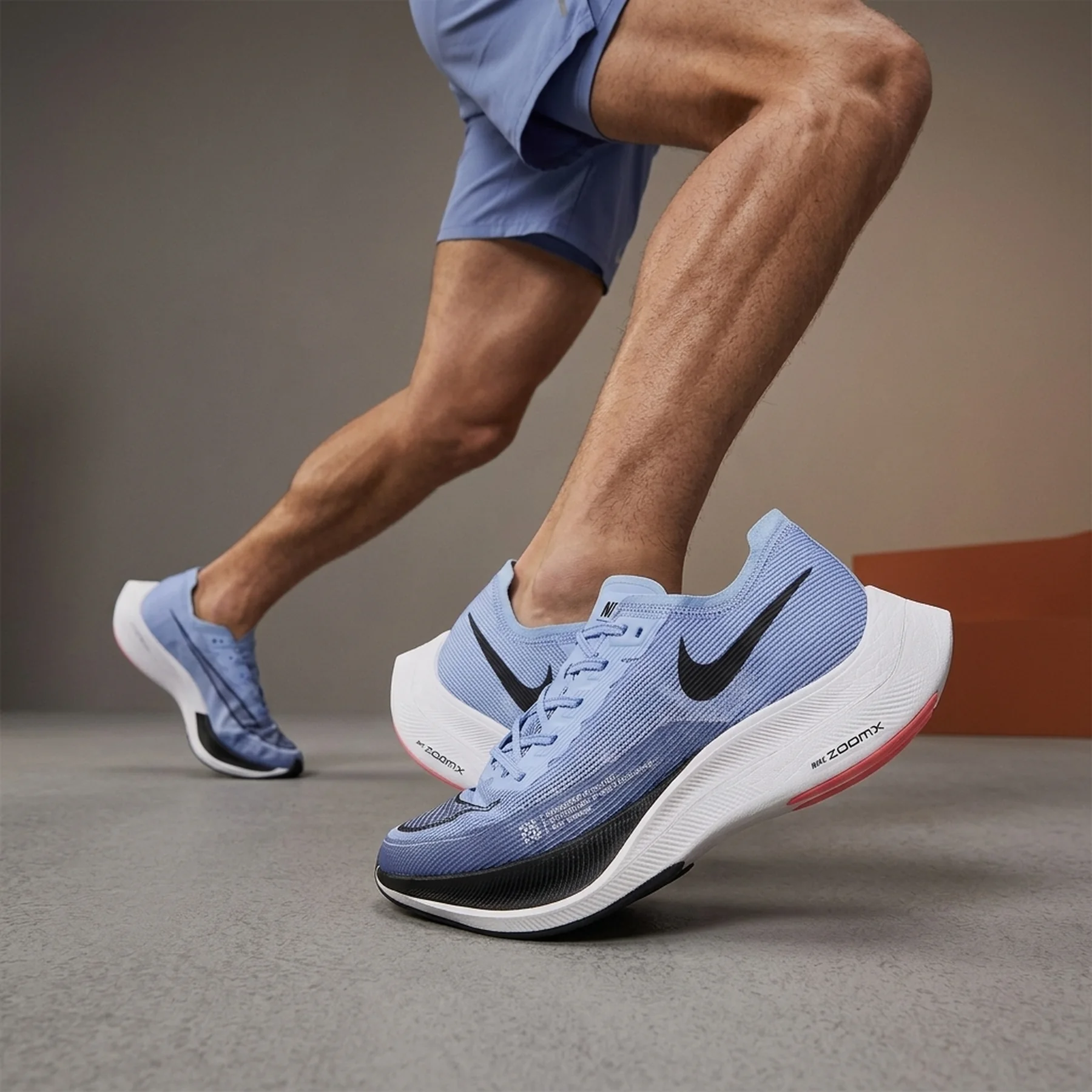 Кросівки для бігу чоловічі Nike Zoomx Vaporfly (CU4111-401)