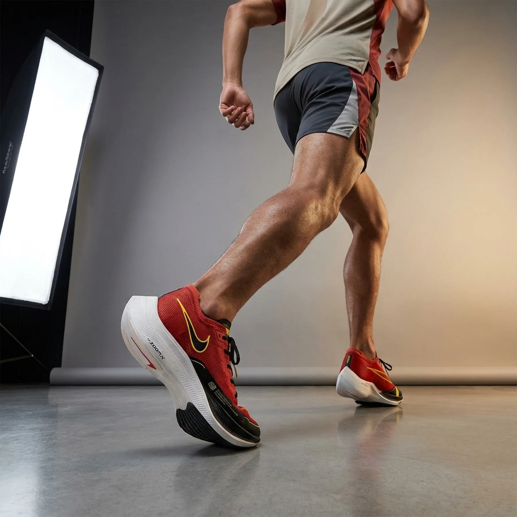 Кросівки для бігу чоловічі Nike Zoomx Vaporfly Next% 2 (CU4111-600)