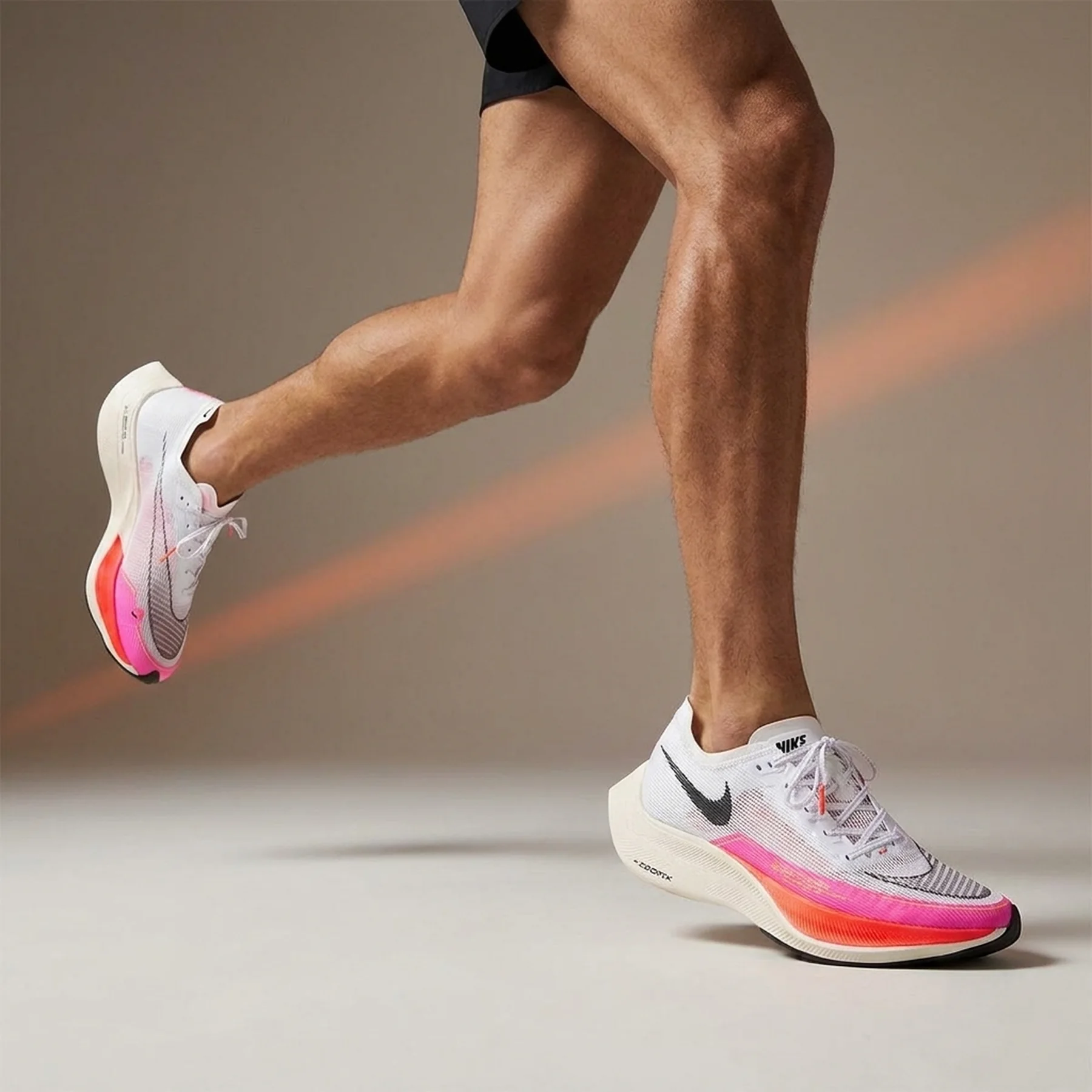 Кросівки для бігу чоловічі Nike Zoomx Vaporfly Next% 2 (DJ5457-100)