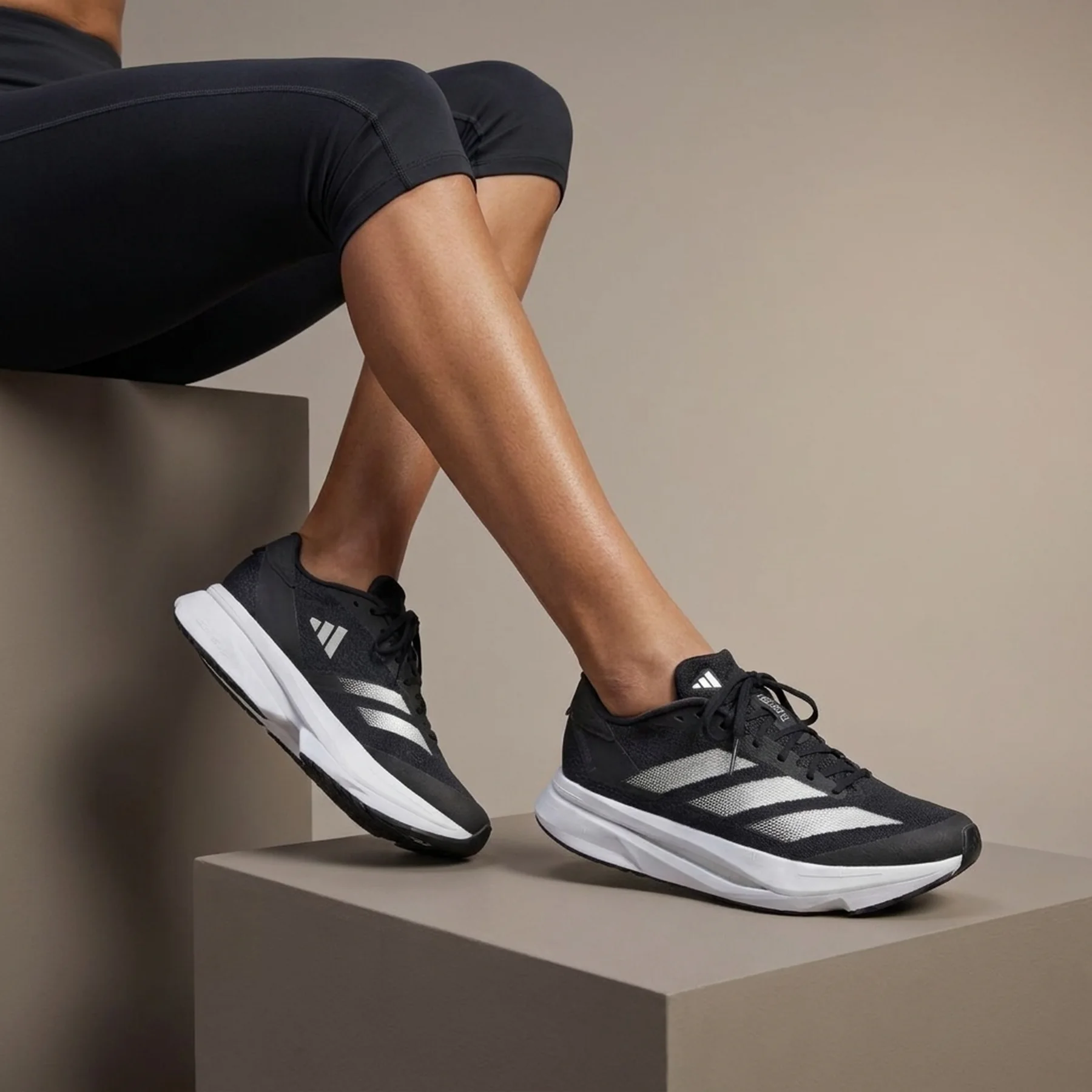 Кросівки для бігу жіночі Adizero Performance IF6769