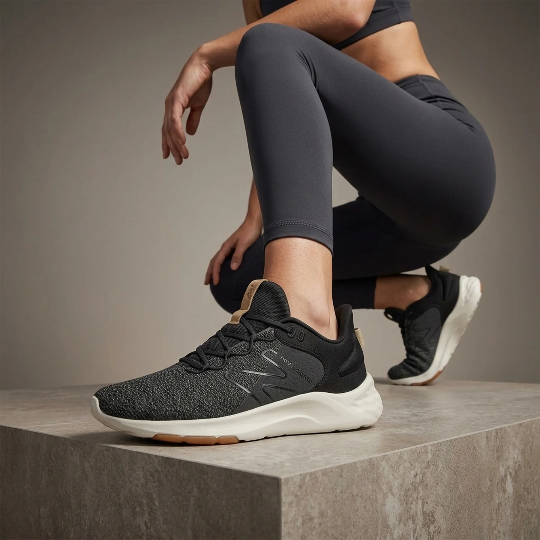 Кросівки для бігу жіночі New Balance Fresh Foam Roav Gs (GEROVLK2)