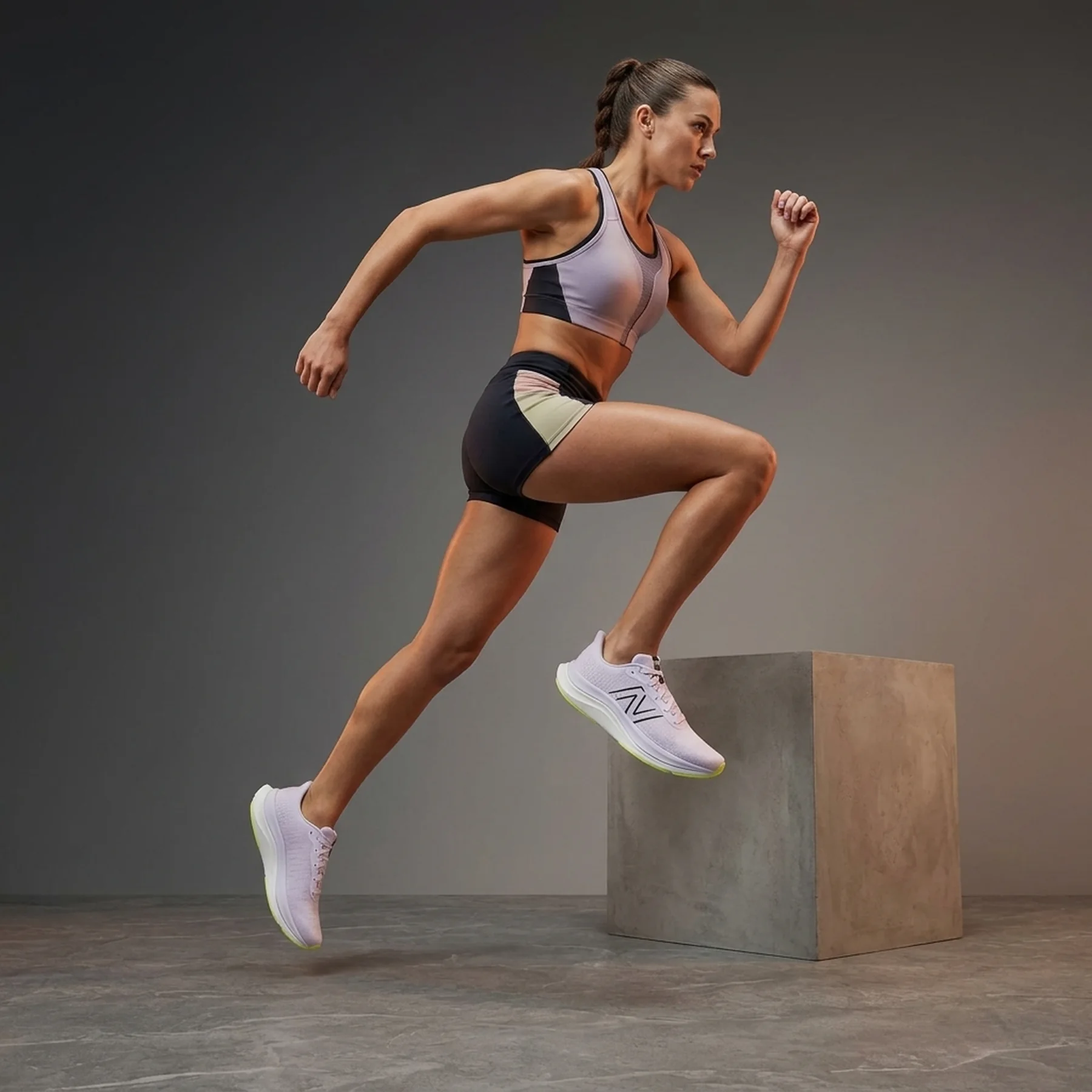 Кросівки для бігу жіночі New Balance Propel V4 (WFCPRLG4)