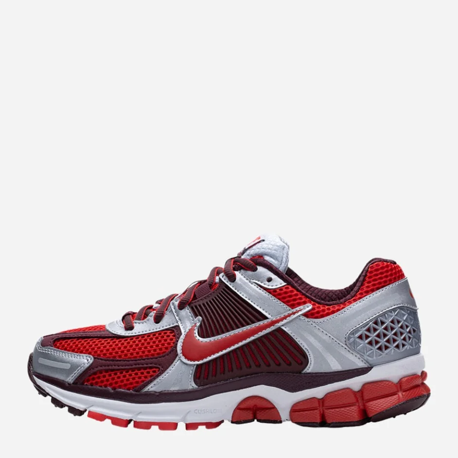 Кросівки для бігу жіночі Nike Air Zoom Vomero 5 (FN7778-600)