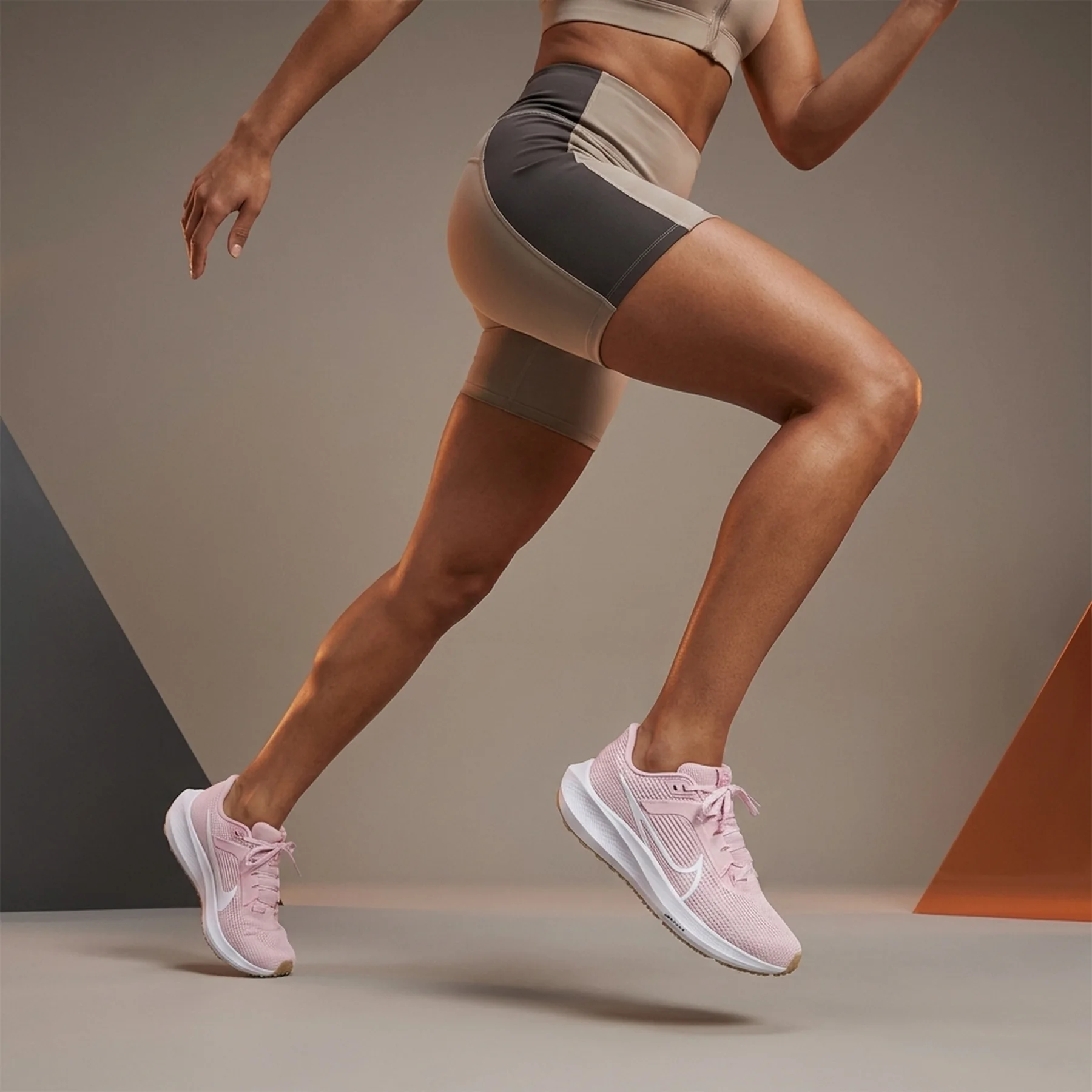 Кросівки для бігу жіночі Nike Pegasus 40 (DV3854-600)