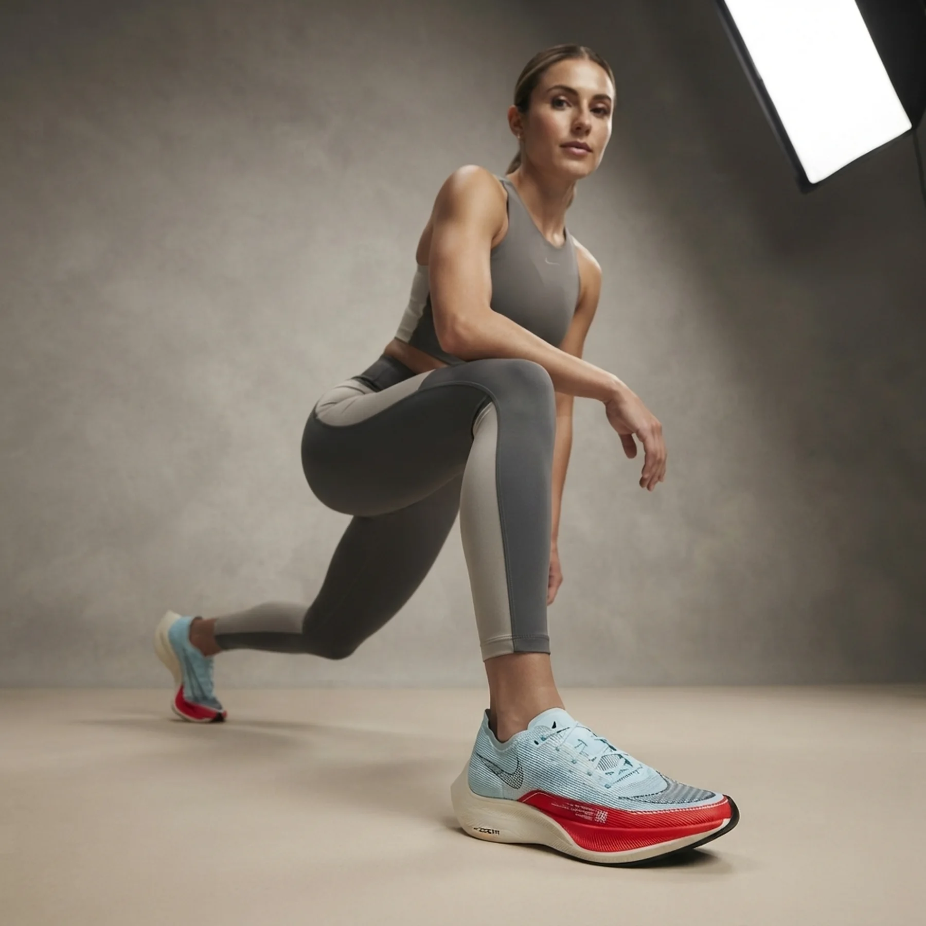 Кросівки для бігу жіночі Nike Zoomx Vaporfly Next% 2 (CU4111-400)
