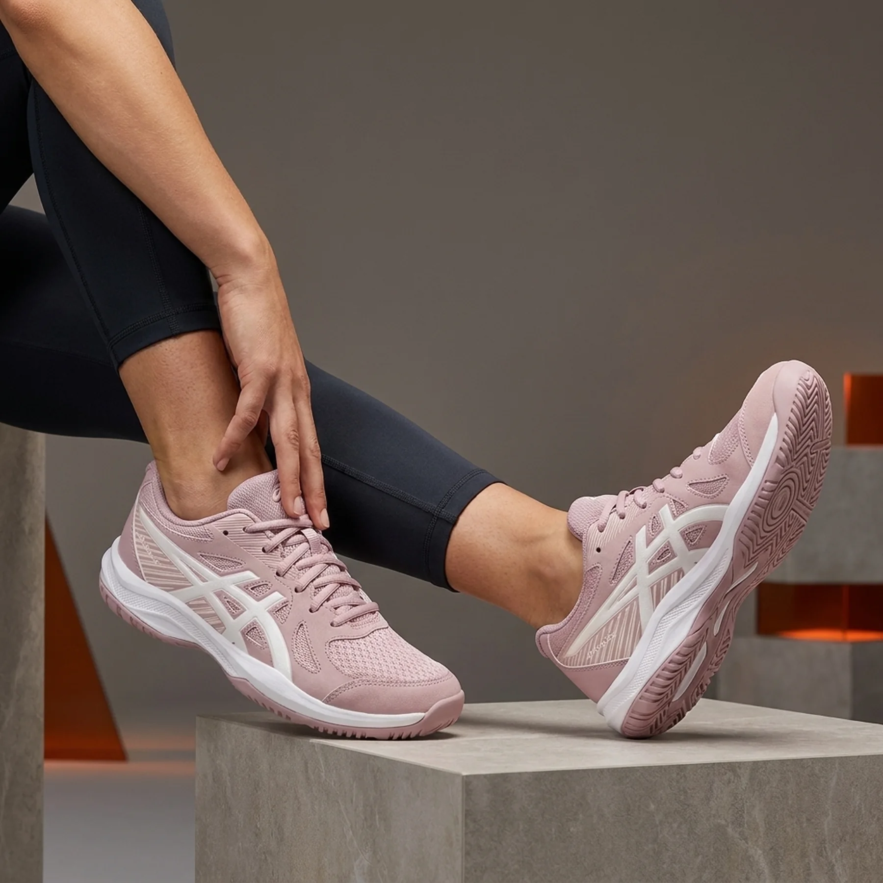 Asics Upcourt 6 - Жіночі Волейбольні Кросівки
