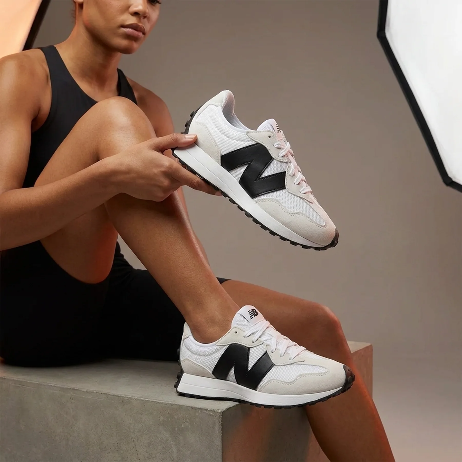 Кросівки GS327CWB New Balance 6 (38,5) Білий