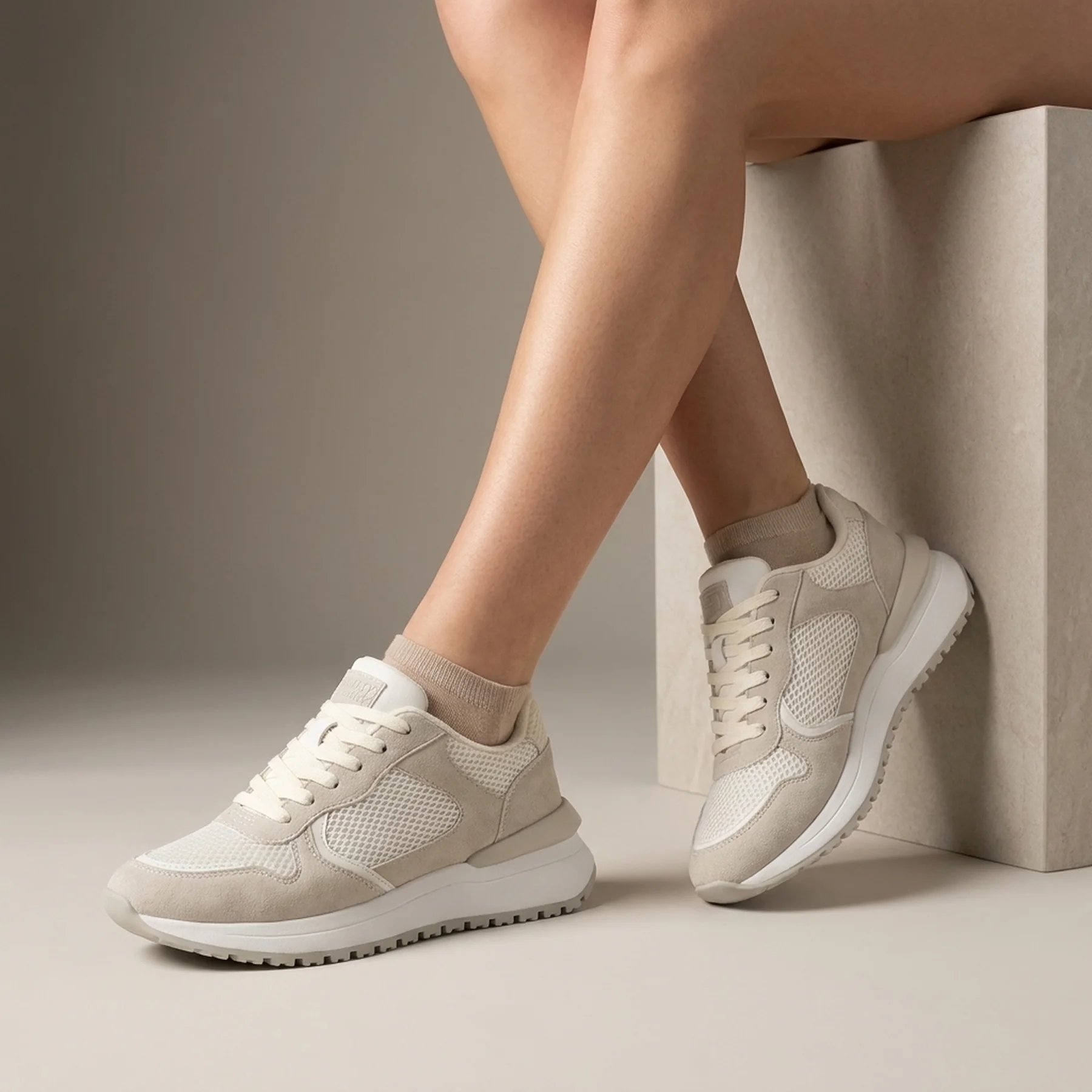 Кросівки Ladies Casual Sneakers Low 627162SFJ-H49 Safety Jogger 37 Бежевий