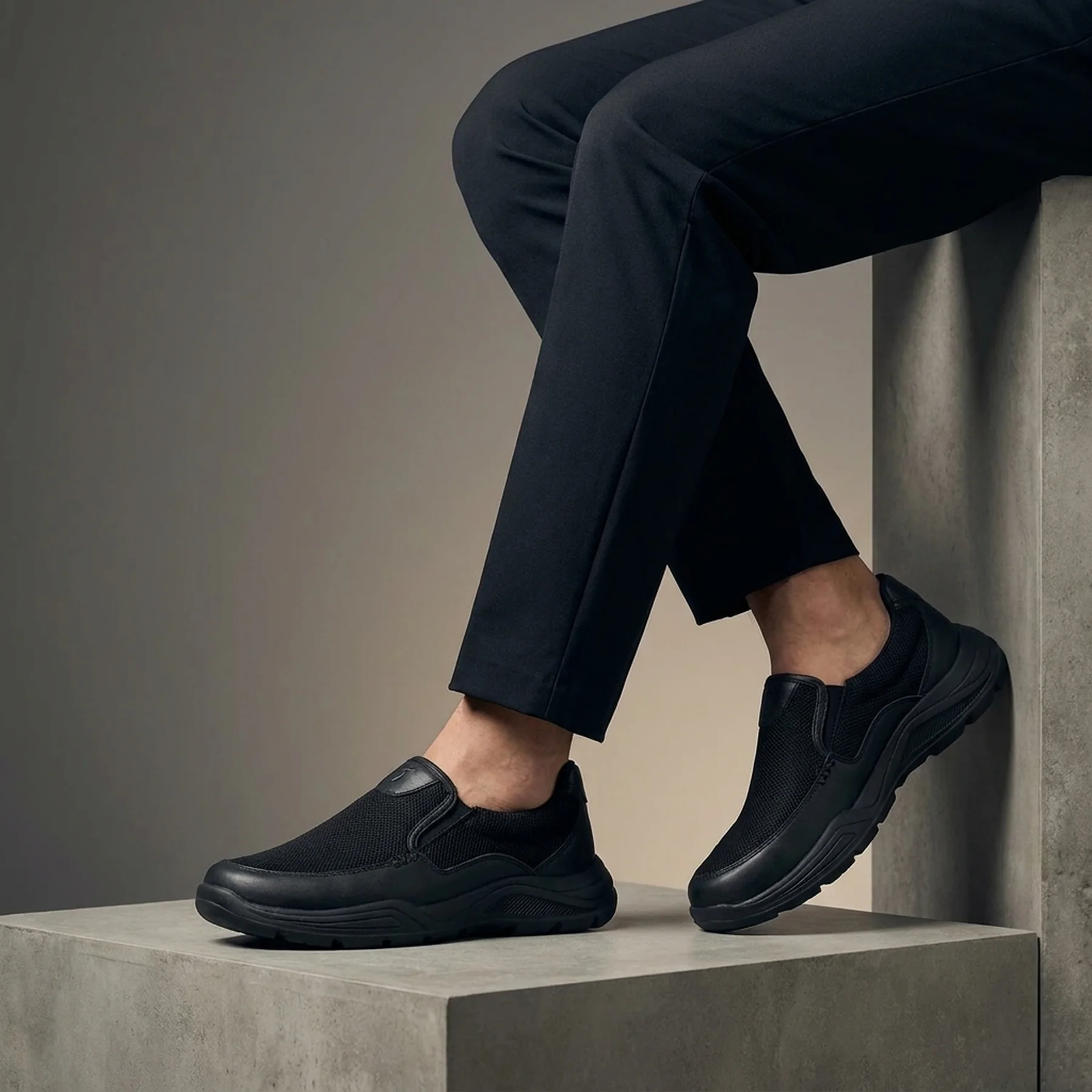 Кросівки Men Dressed Low shoes Comfort/Eco 634189SFJ-115 Safety Jogger 41 Чорний