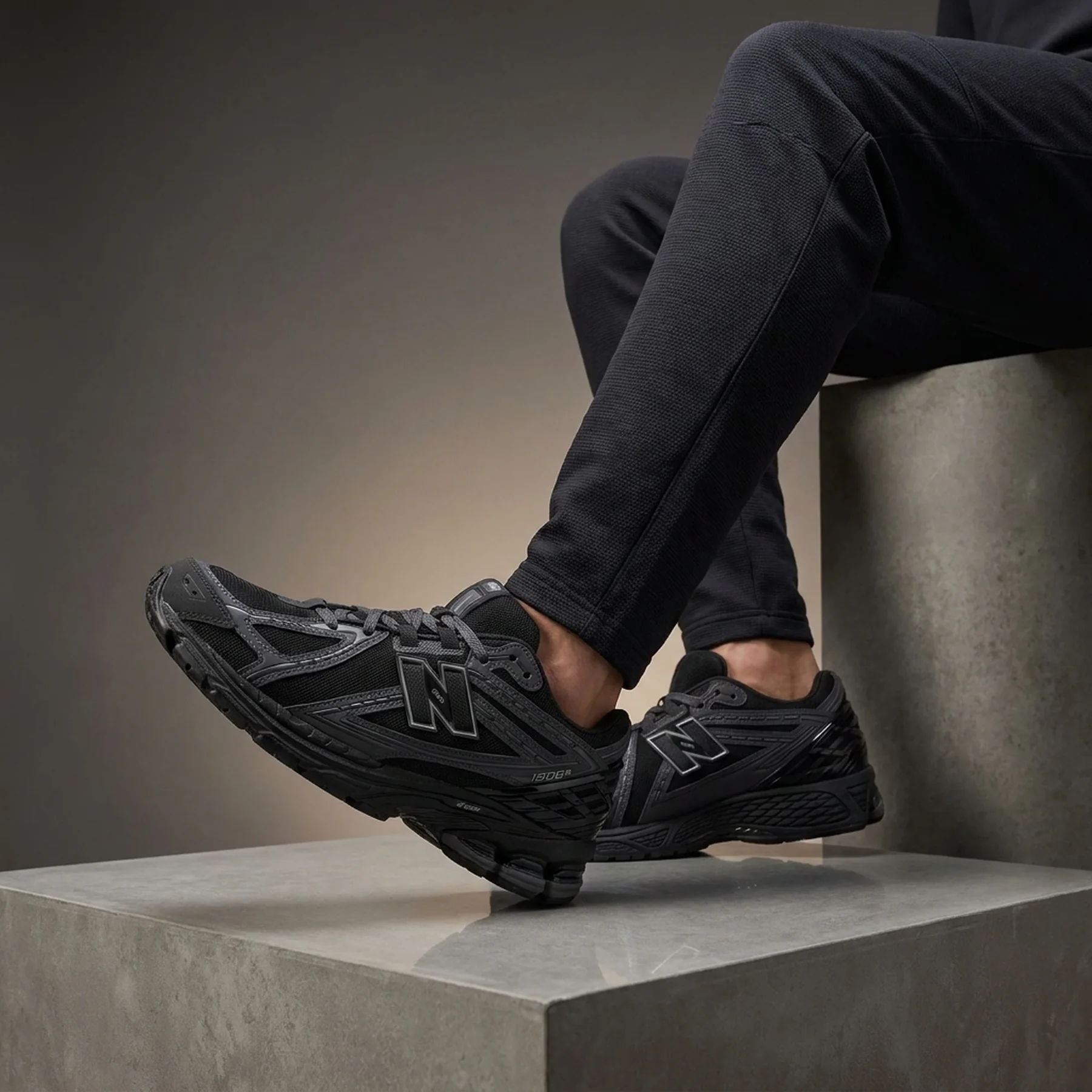 Кросівки New Balance 1906R (Black Phantom)