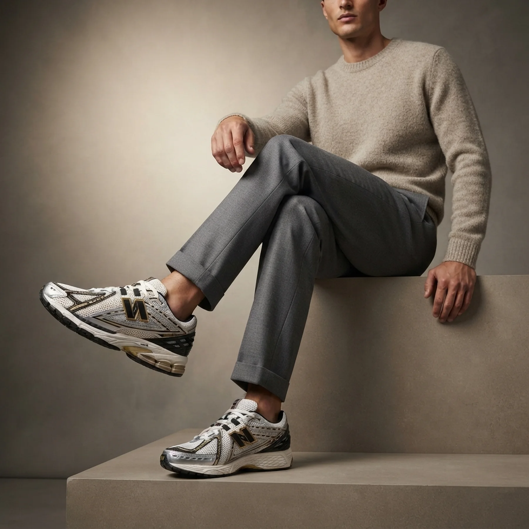 Кросівки New Balance 1906R 'Metallic Silver Metallic Gold'