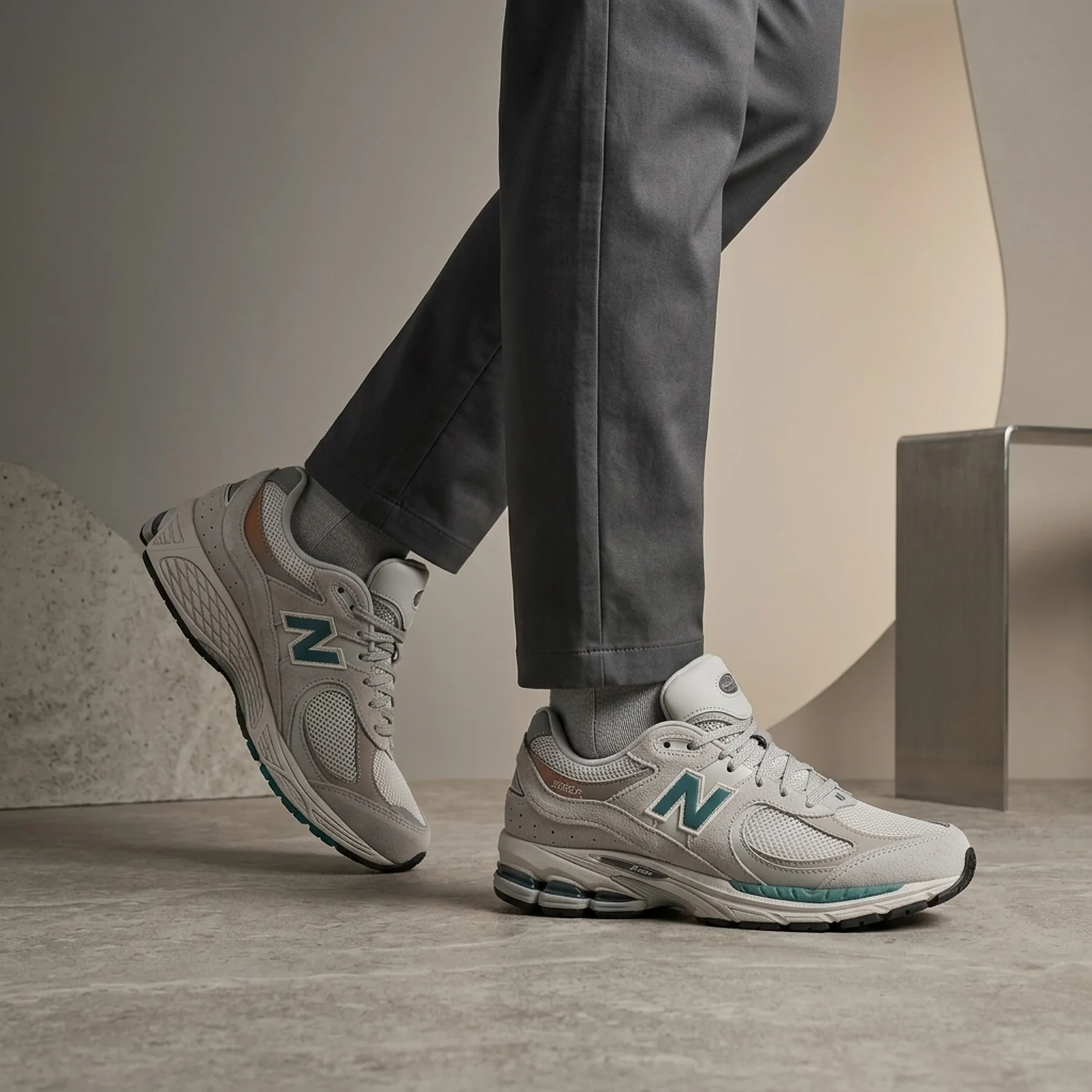 Кросівки New balance 2002r