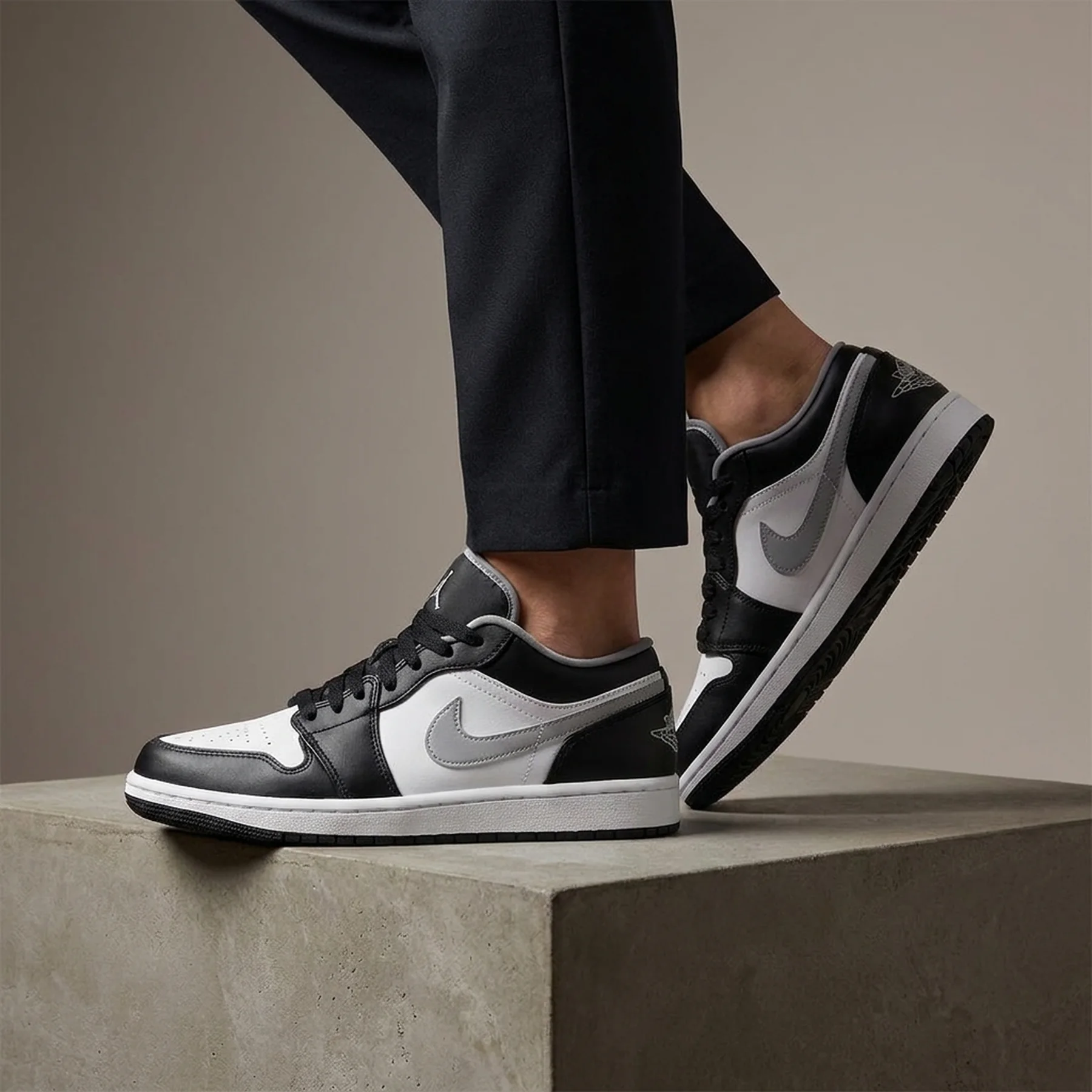 Кросівки Nike Air Jordan 1 Low Black Particle Grey