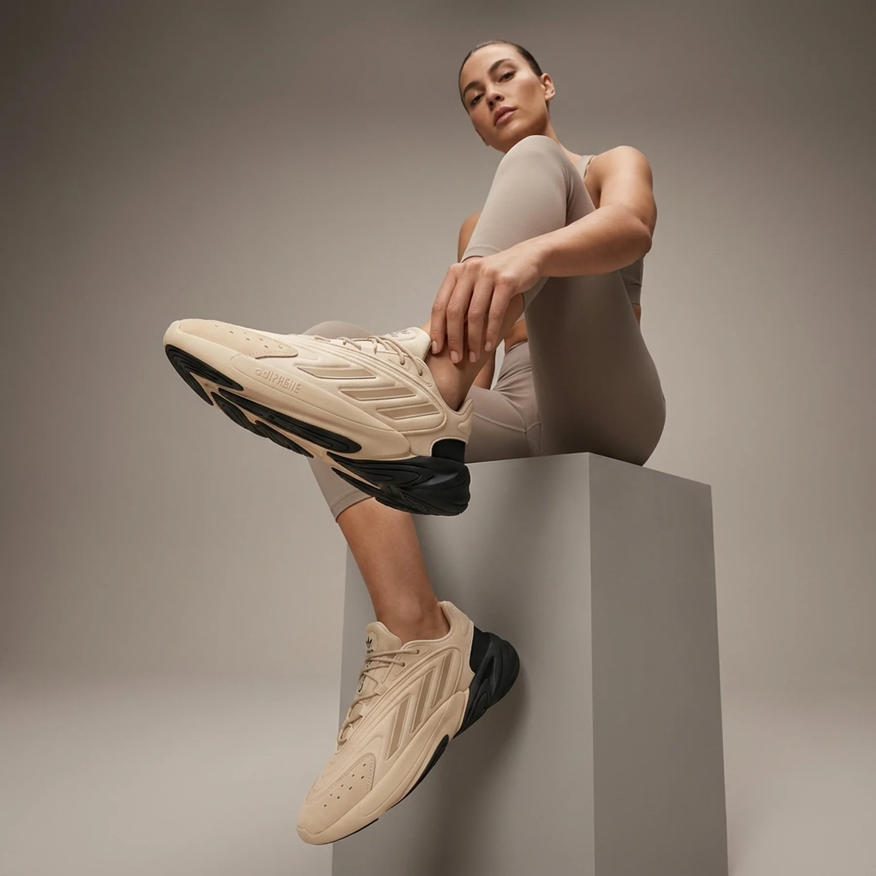 Кросівки Ozelia Shoes