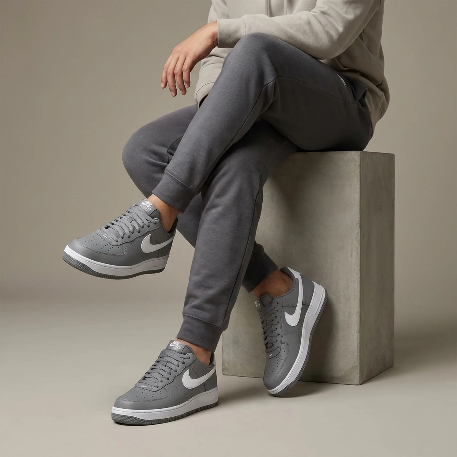 Кросівки підліткові Nike Air Force 1 (FV5948-005)