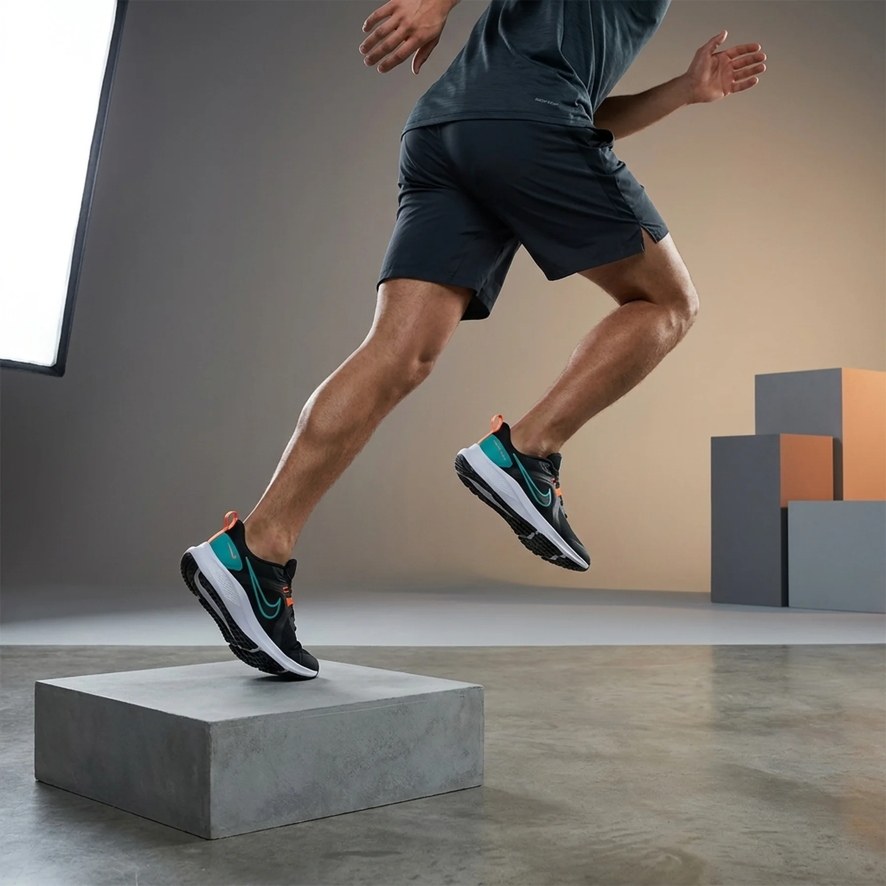 Кросівки підліткові Nike Star Runner 4 (DX7615-009)