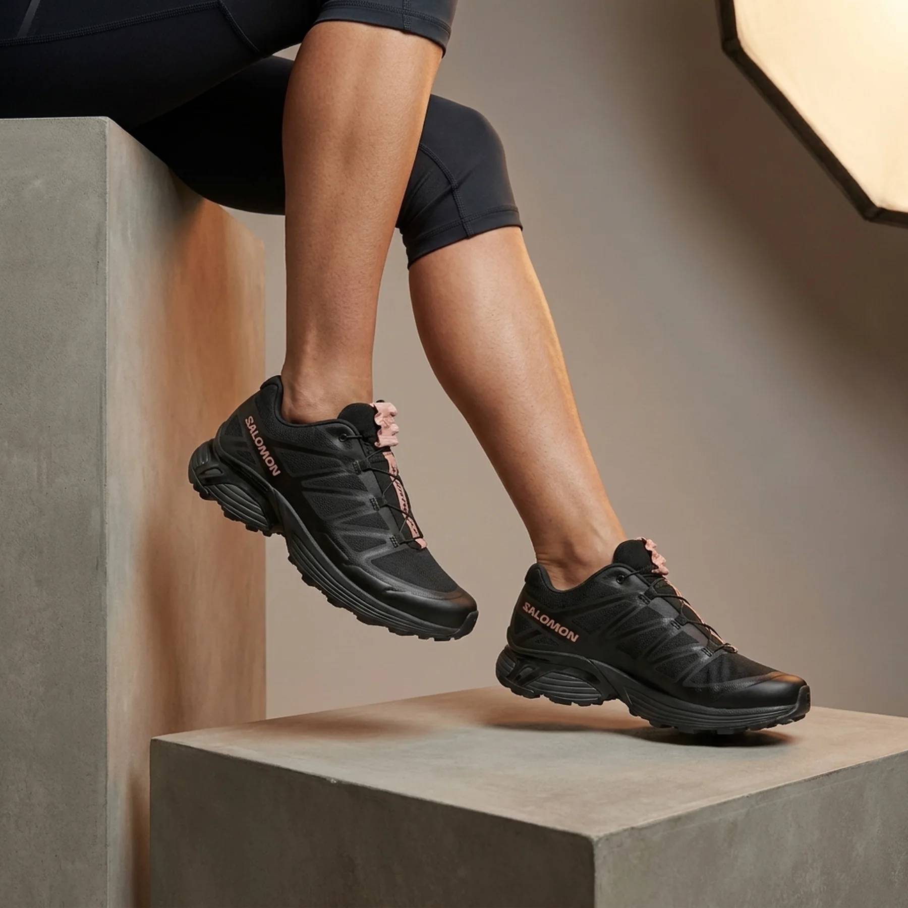 Кросівки Salomon XT-Pathway 2 (Satin Black Rose)