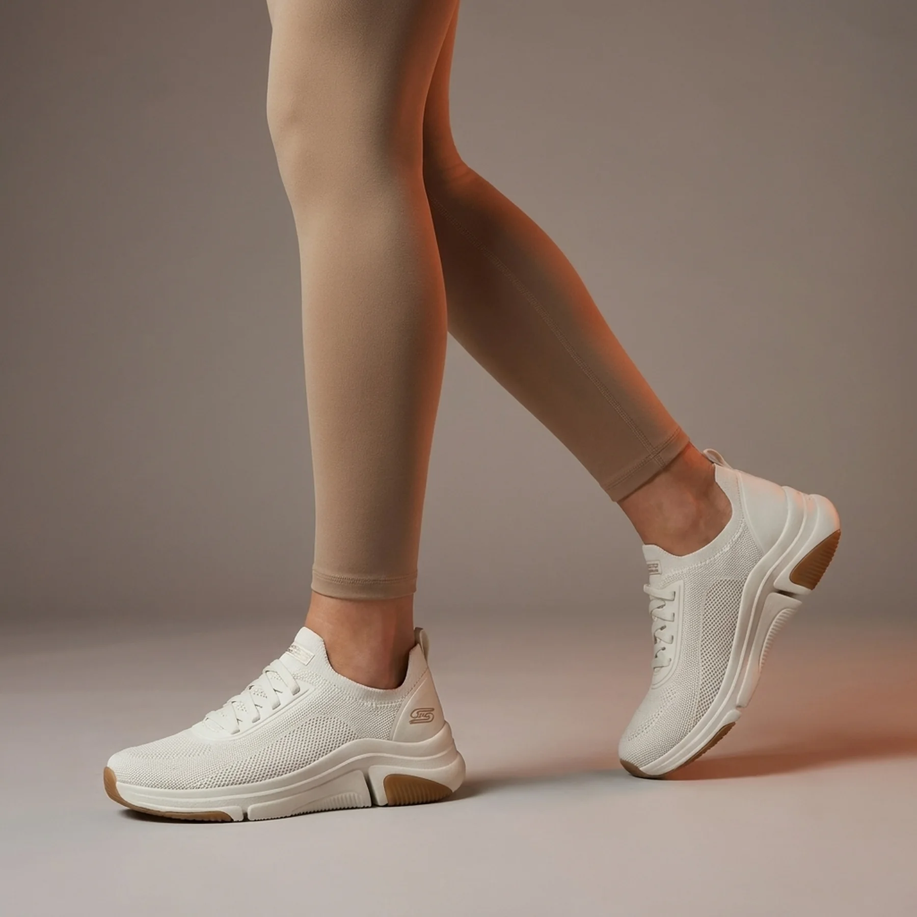 Кросівки Skechers BOBS Sport Sparrow Flex Instant Clout Off White