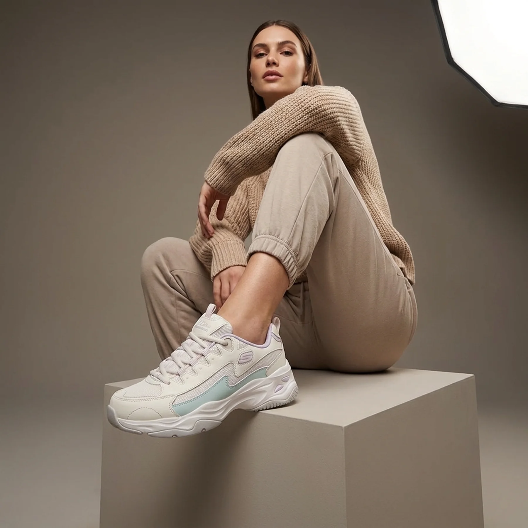 Кросівки Skechers D Lites 4.0 Fancy Spirit Natural Multi