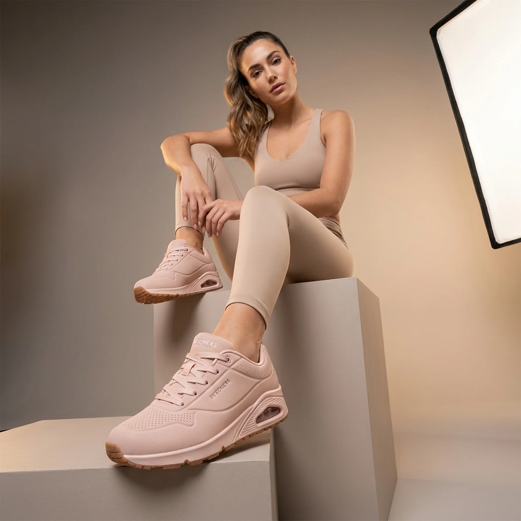 Кросівки Skechers Uno Stand On Air Light Pink