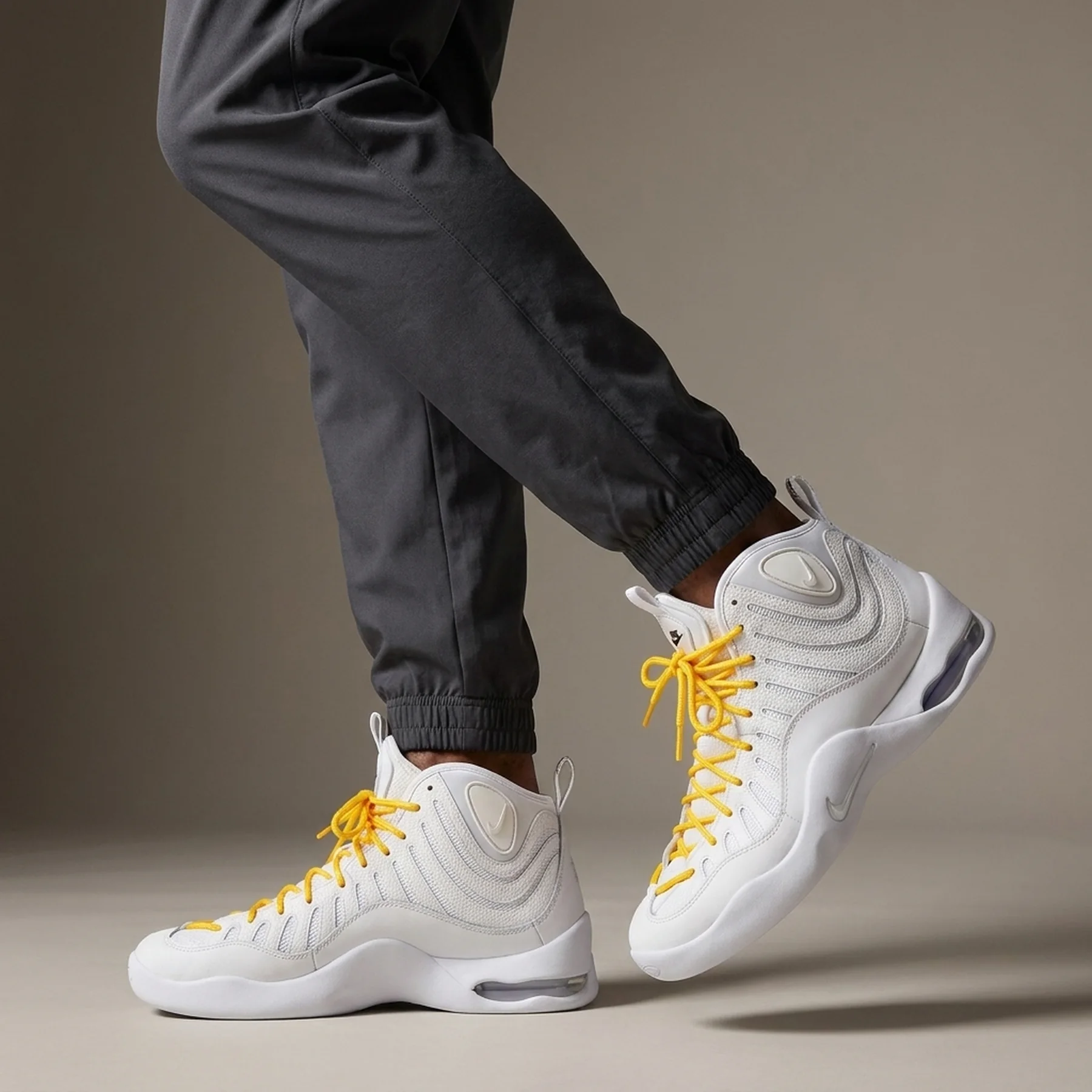 Кросівки Supreme x Nike Air Bakin SP