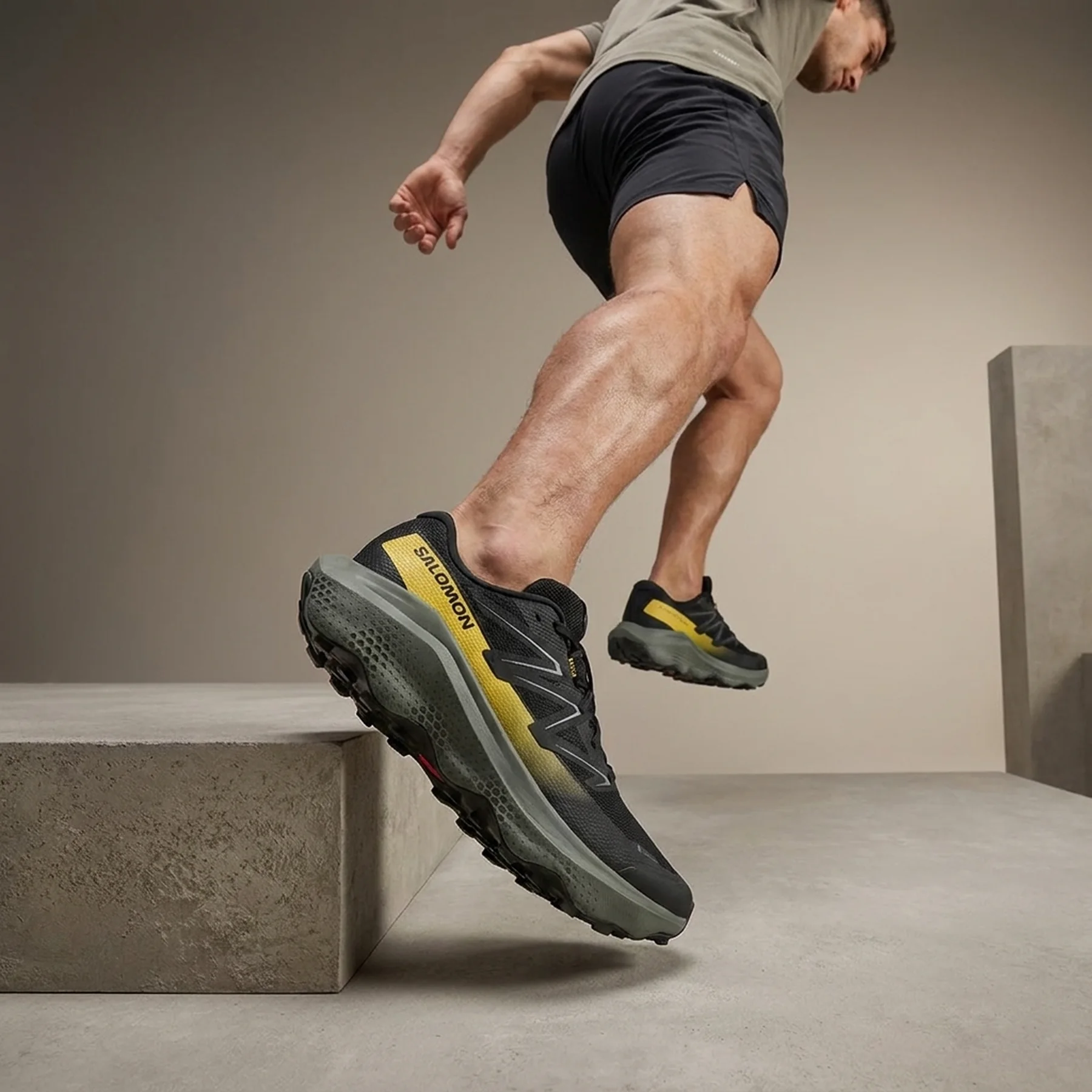 Кросівки ULTRA FLOW 2 GTX Blac L47883200 SALOMON 7,5 (41,5) Чорний